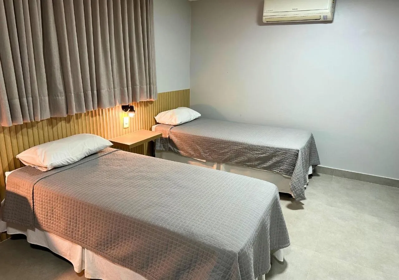 Standard Twin Room - single occupancy in Brasília Park Hotel