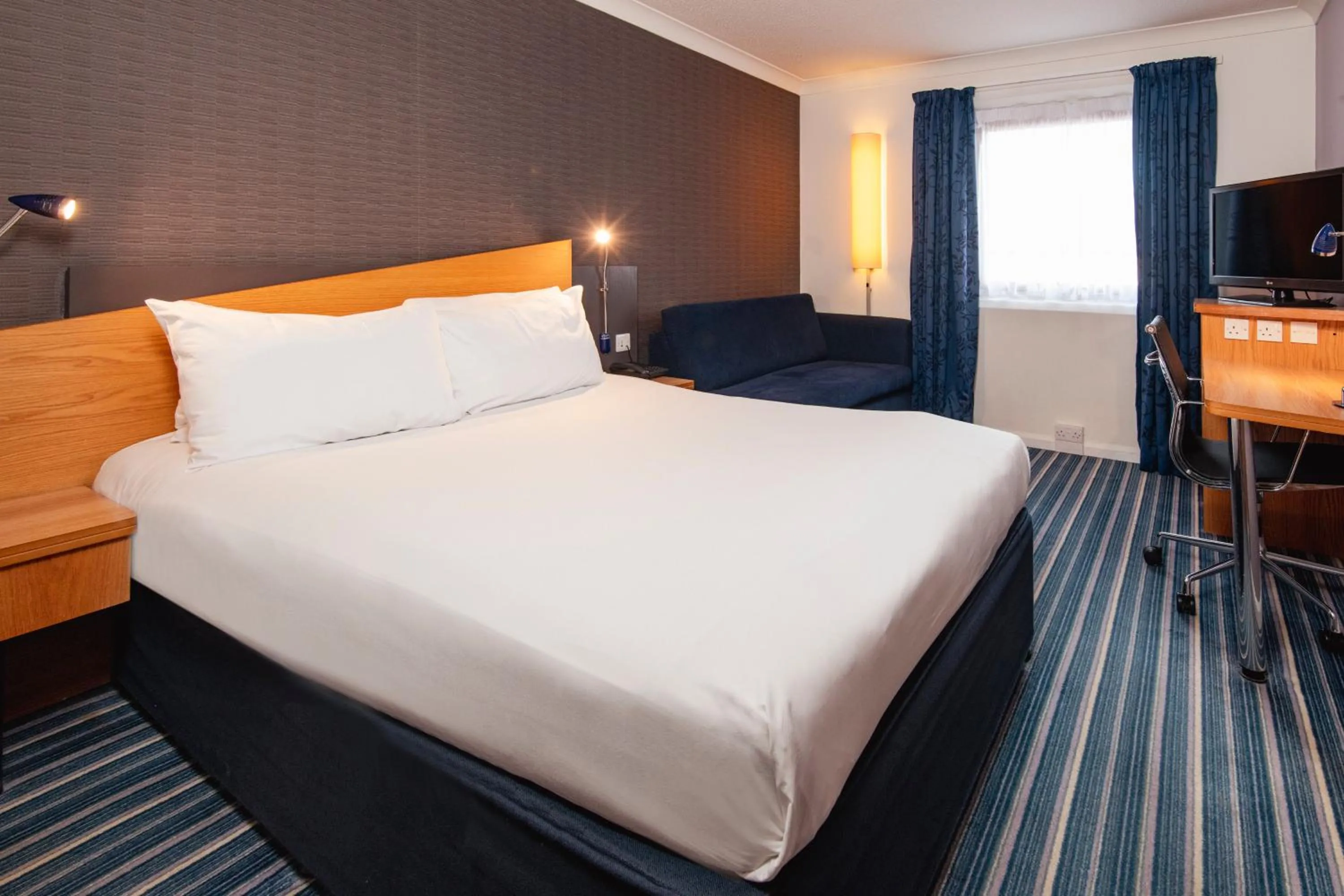 Standard Double Room with Sofa Bed and Free Hot Breakfast in Holiday Inn Express Birmingham - Snow Hill by IHG