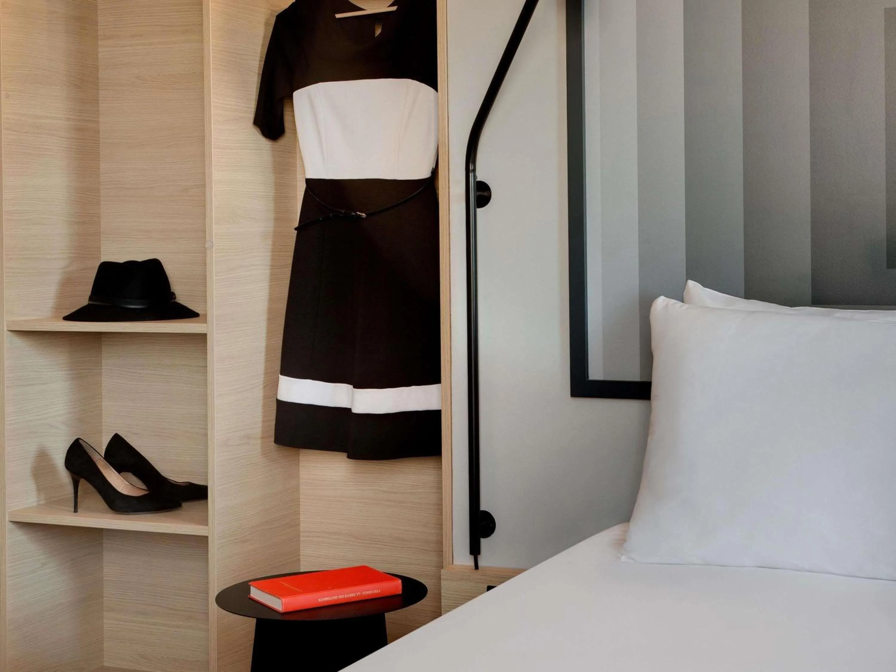 Standard Twin Room in ibis Vichy