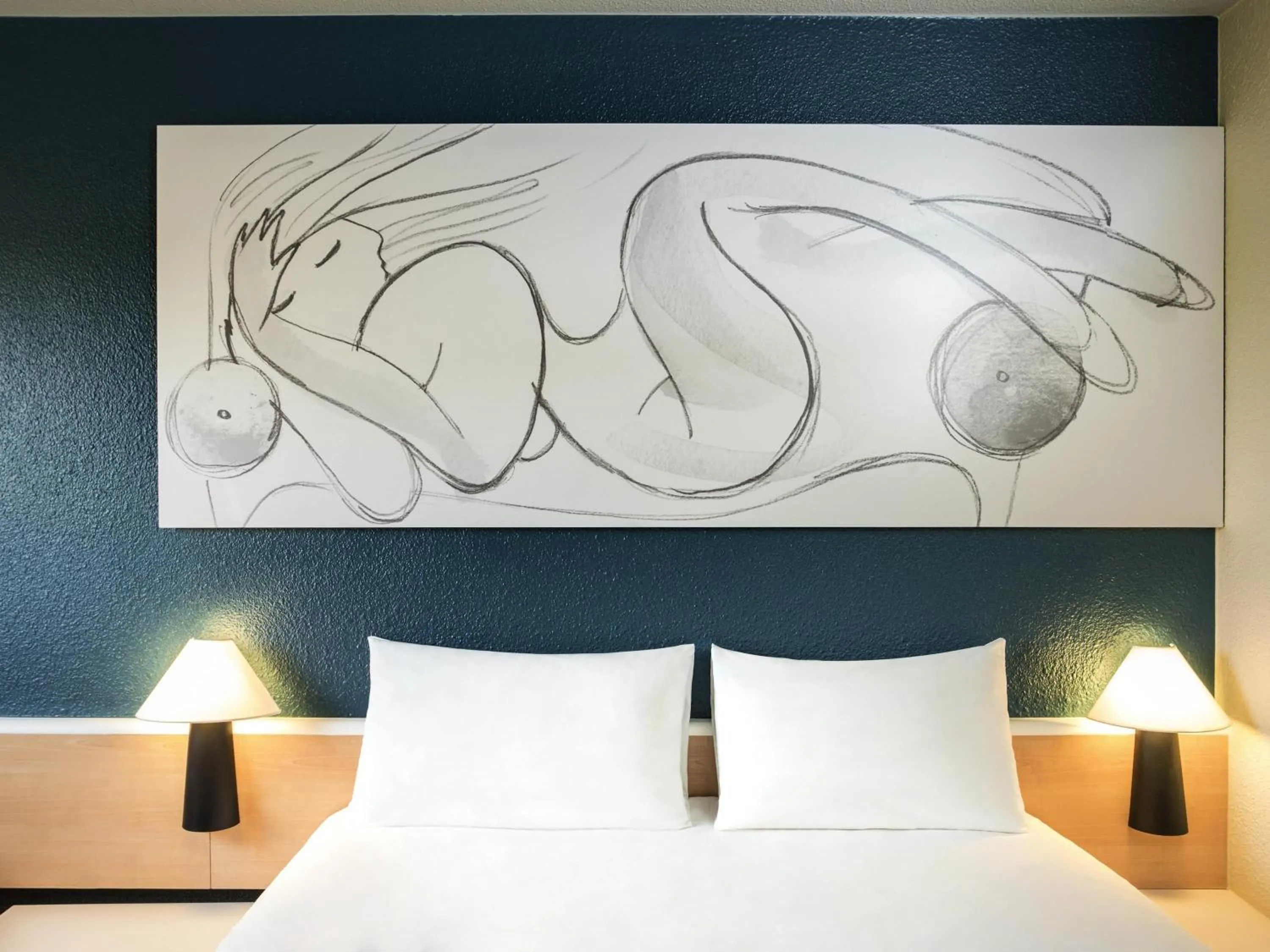 Standard Room with One Double Bed and One Single Bed in Ibis Paris Nord Villepinte Parc des Expositions