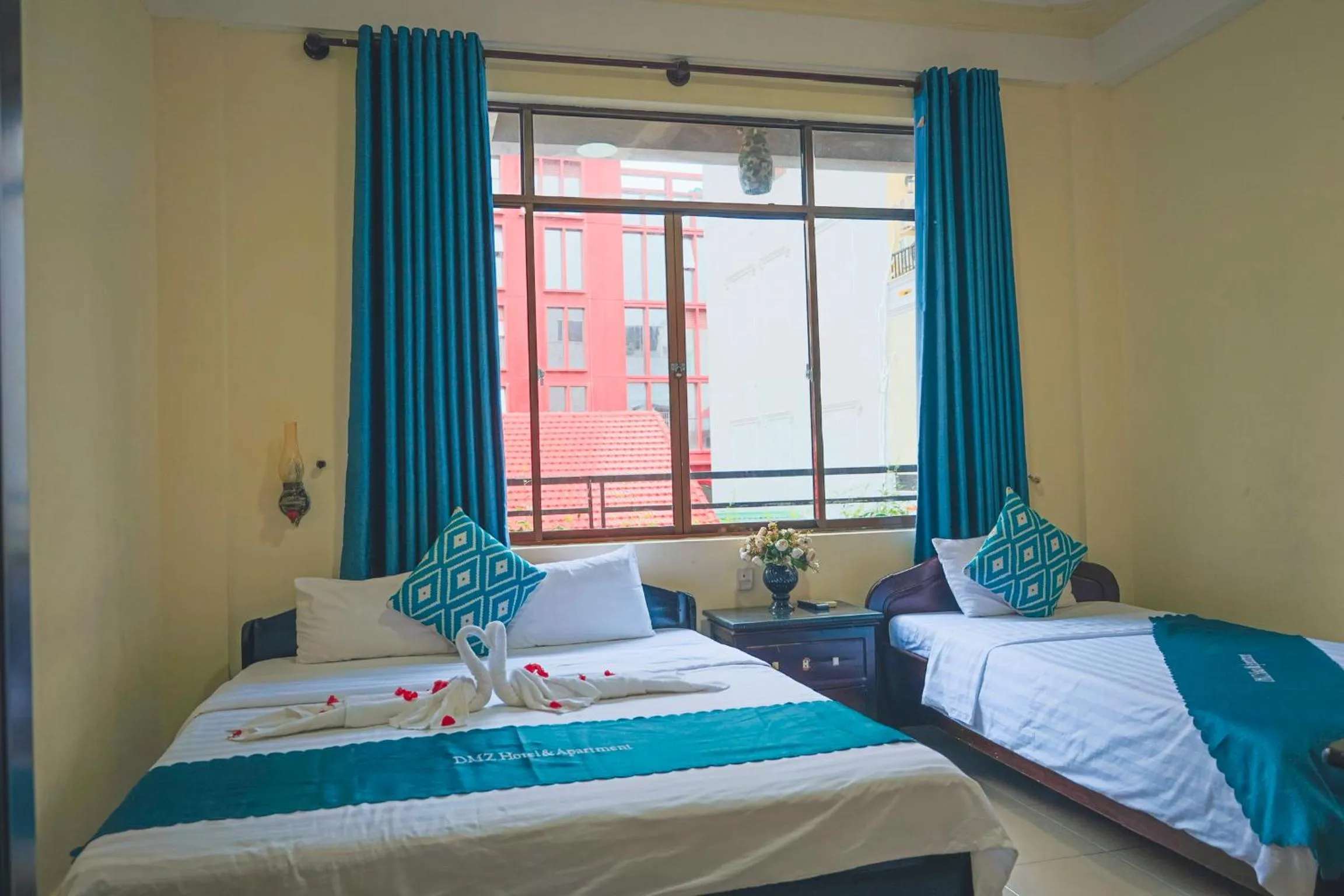 Deluxe Triple Room in DMZ Hostel