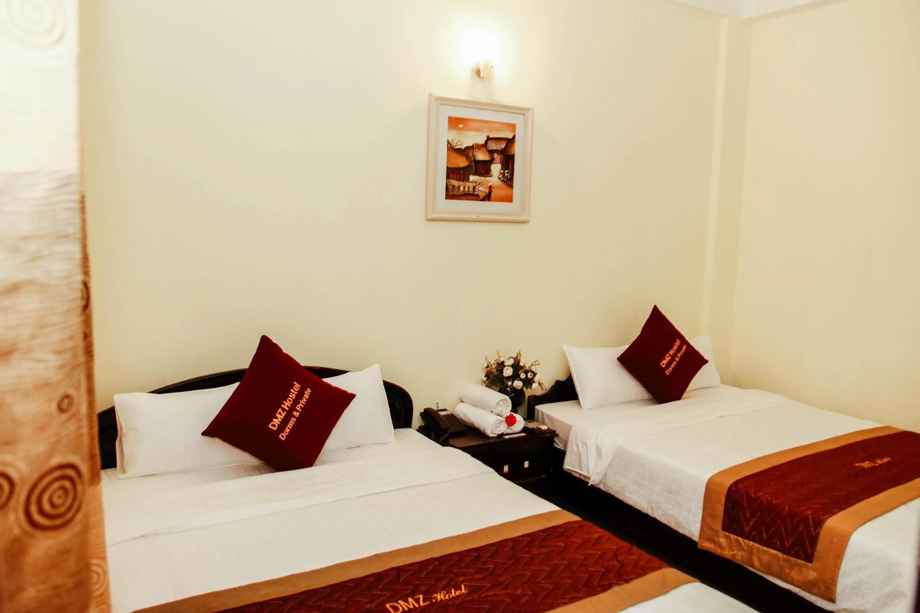 Deluxe Double or Twin Room in DMZ Hostel