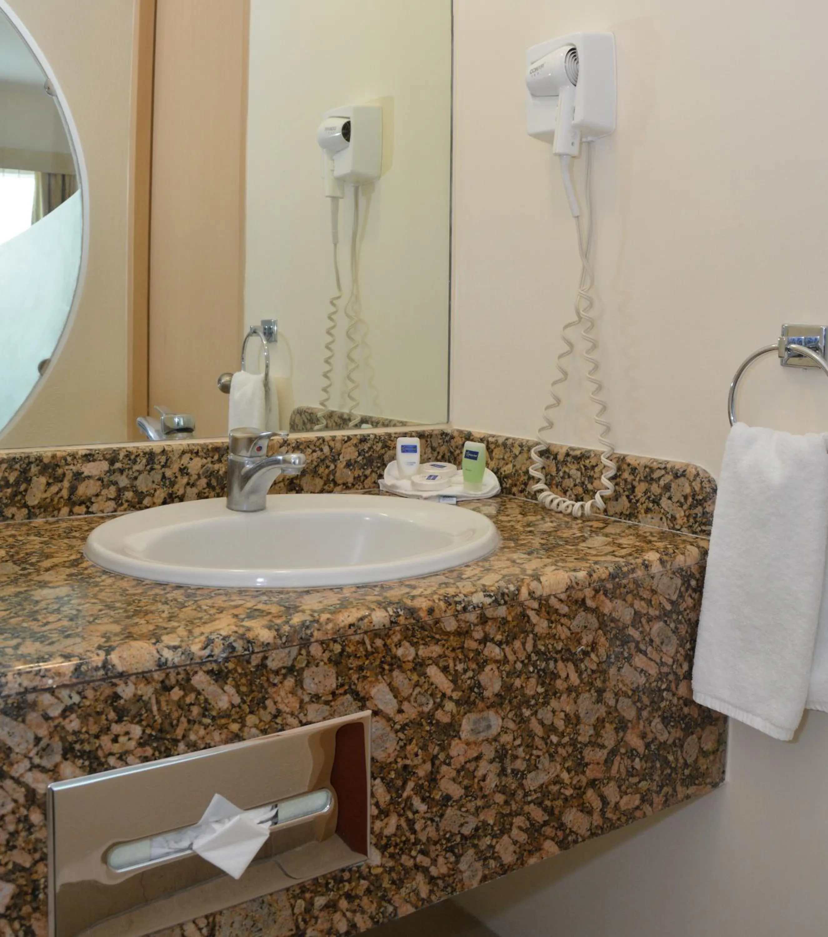 Standard Double Room in Hotel Magico Inn