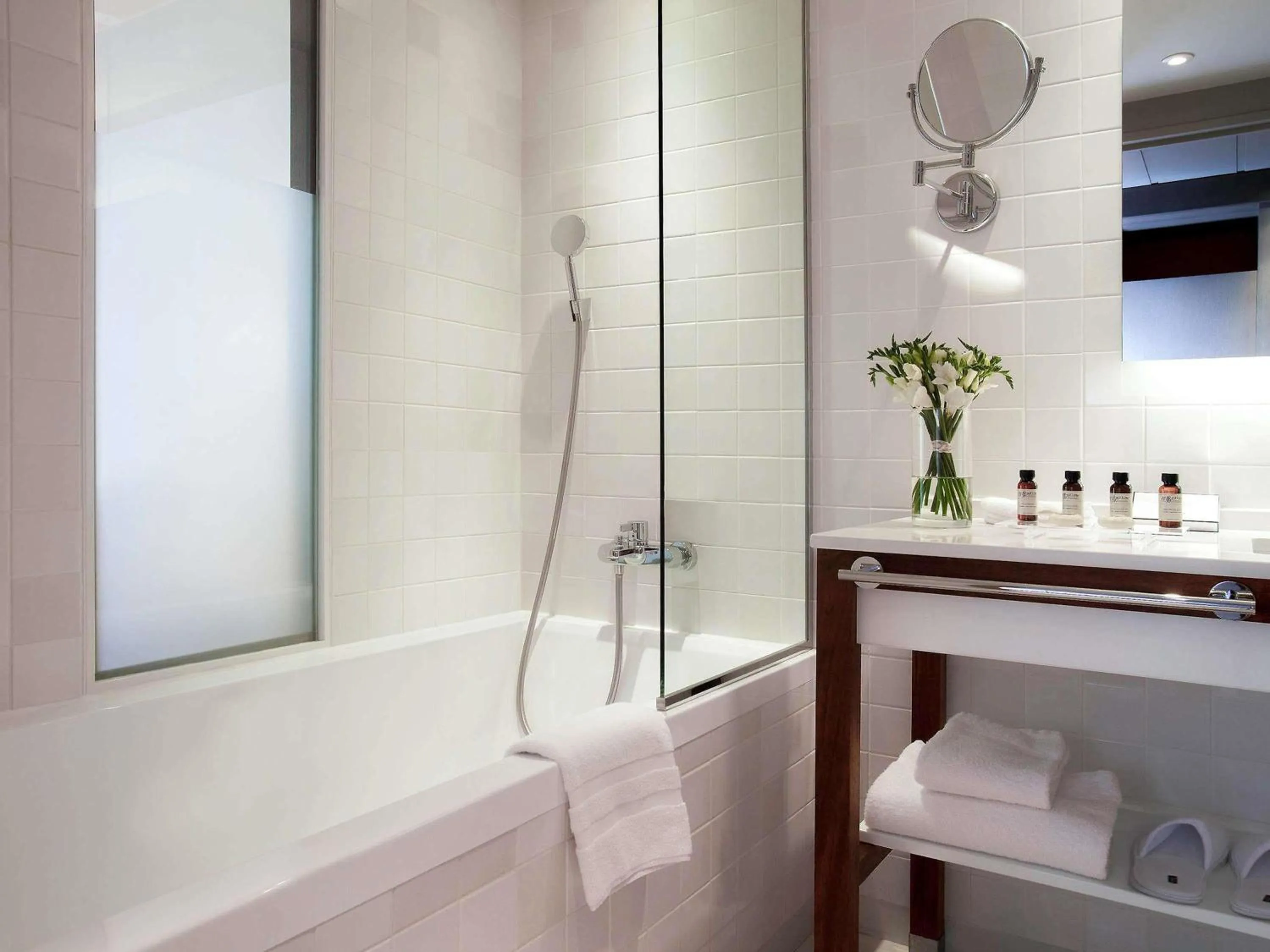 Classic Room with Terrace in Pullman Cannes Mandelieu