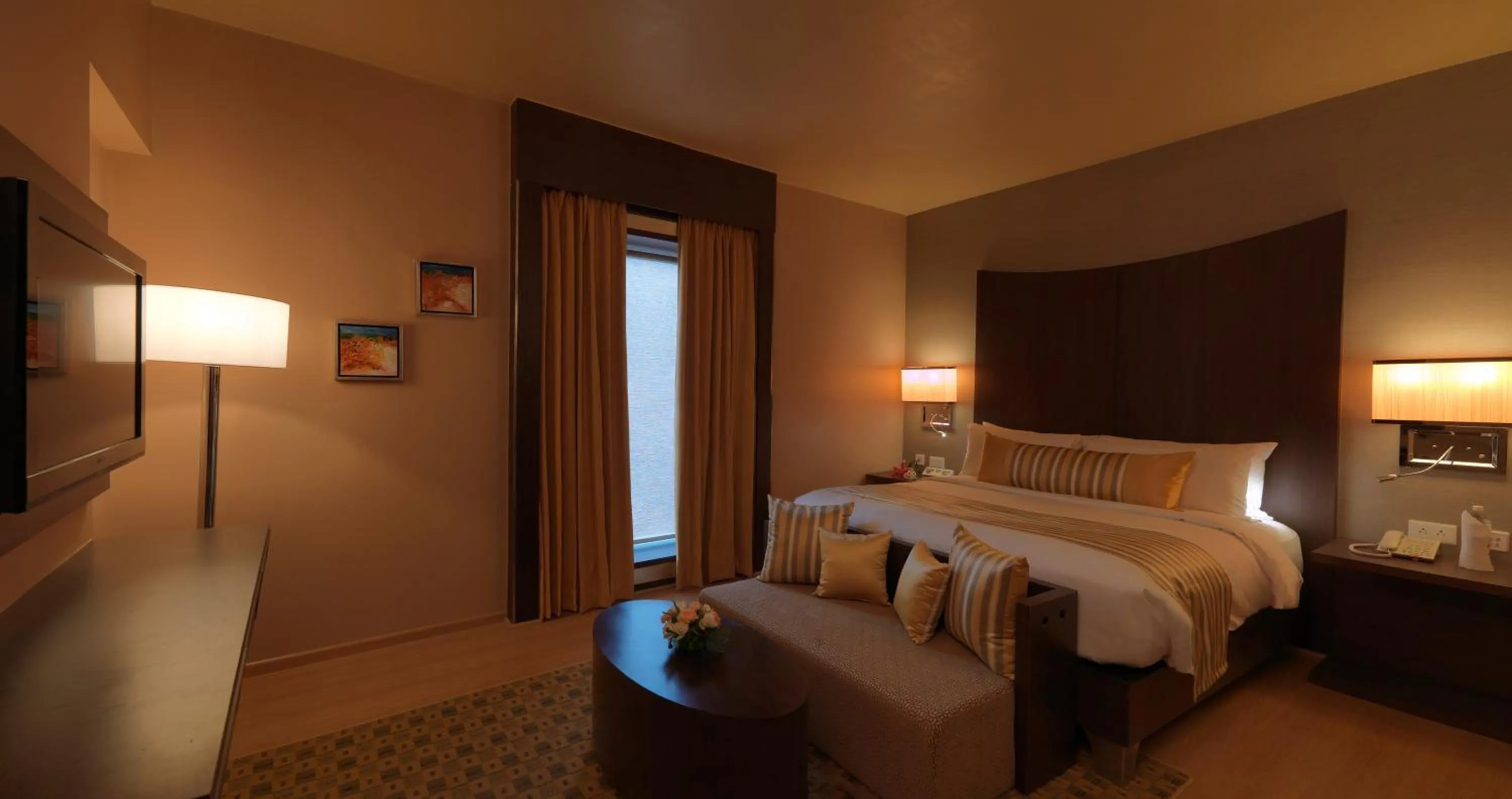 Luxury Double Room in The Quorum