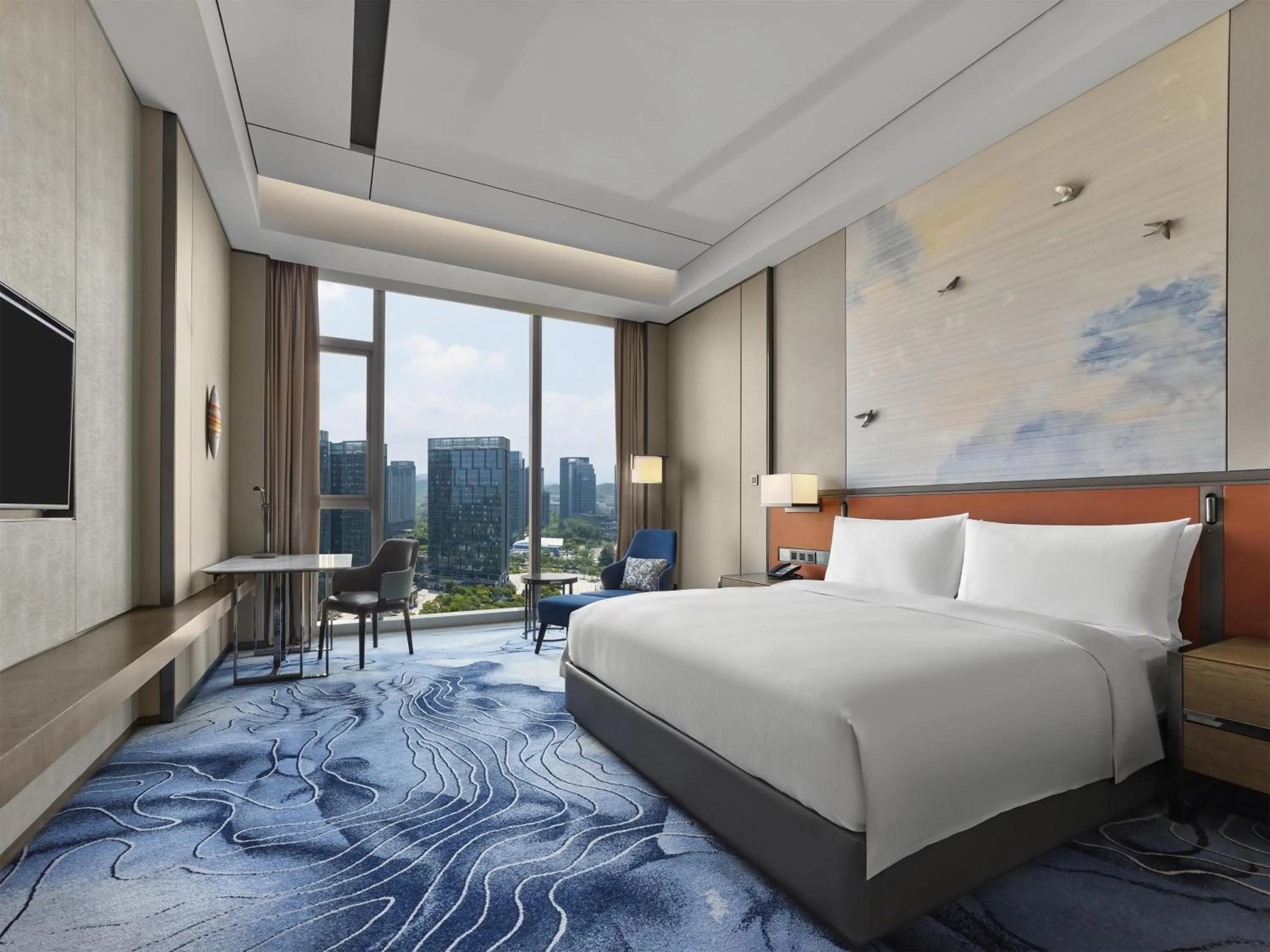 Deluxe King Room in Hilton Guiyang