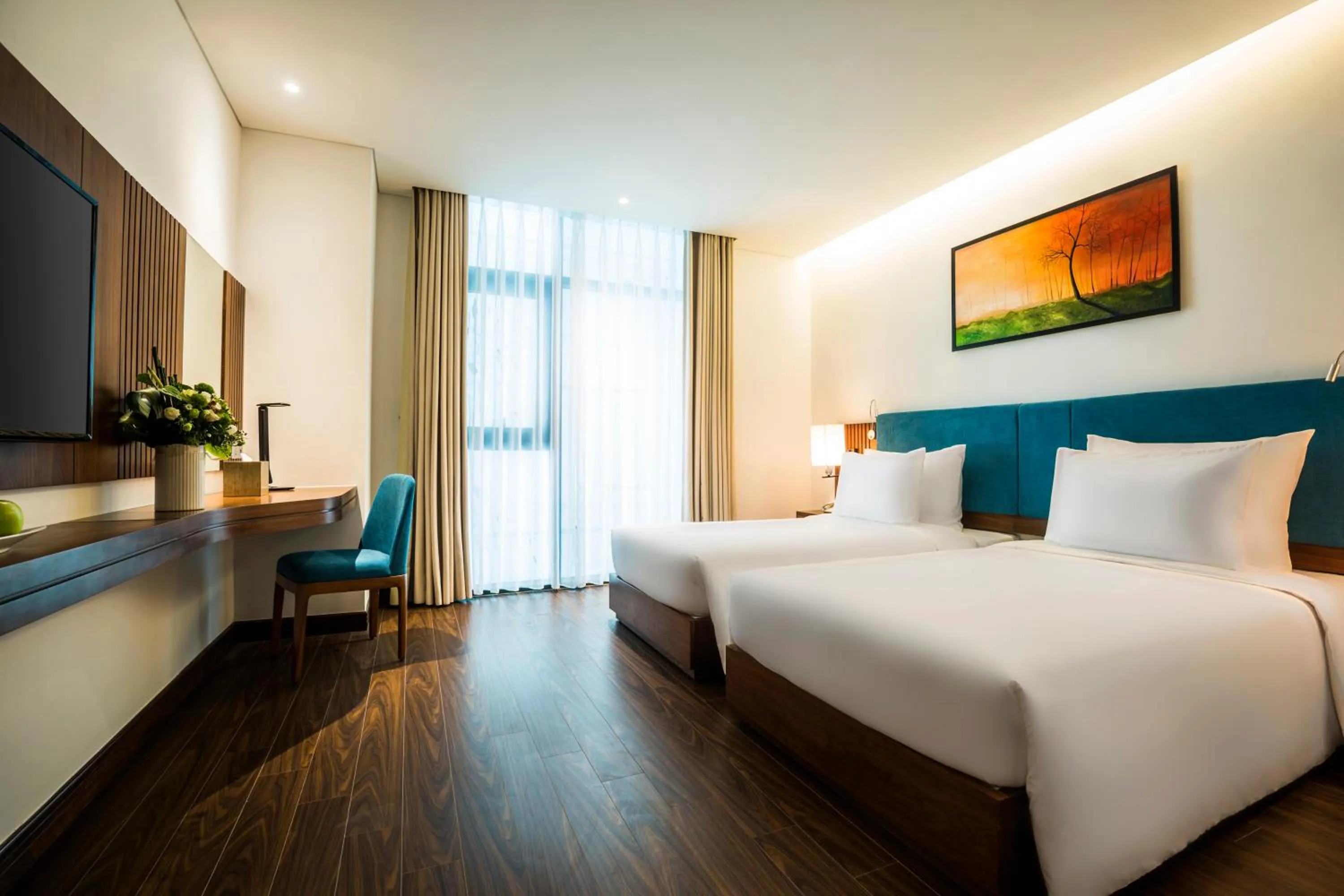 Deluxe Twin Room in Maximilan Danang Beach Hotel