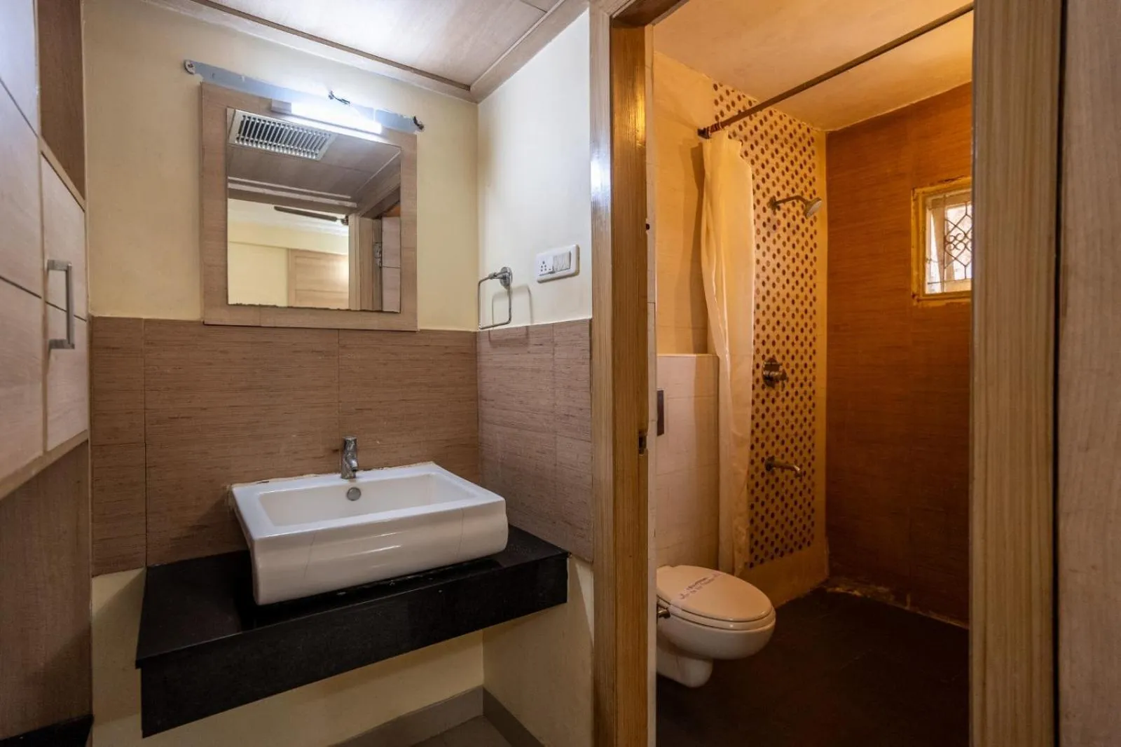 Executive Double Room - single occupancy in Sree Bharani Hotels