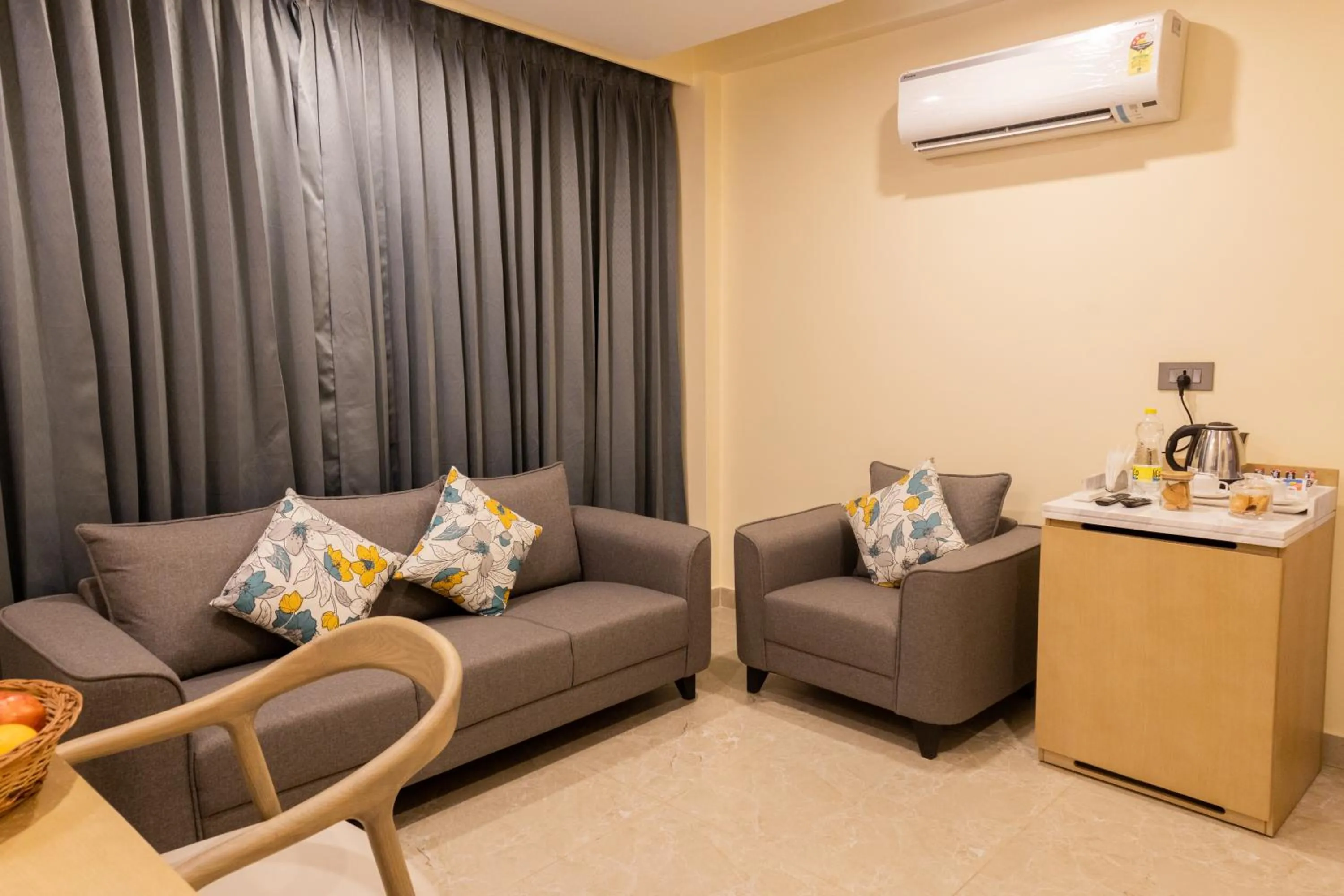 Suite - single occupancy in Sree Bharani Hotels