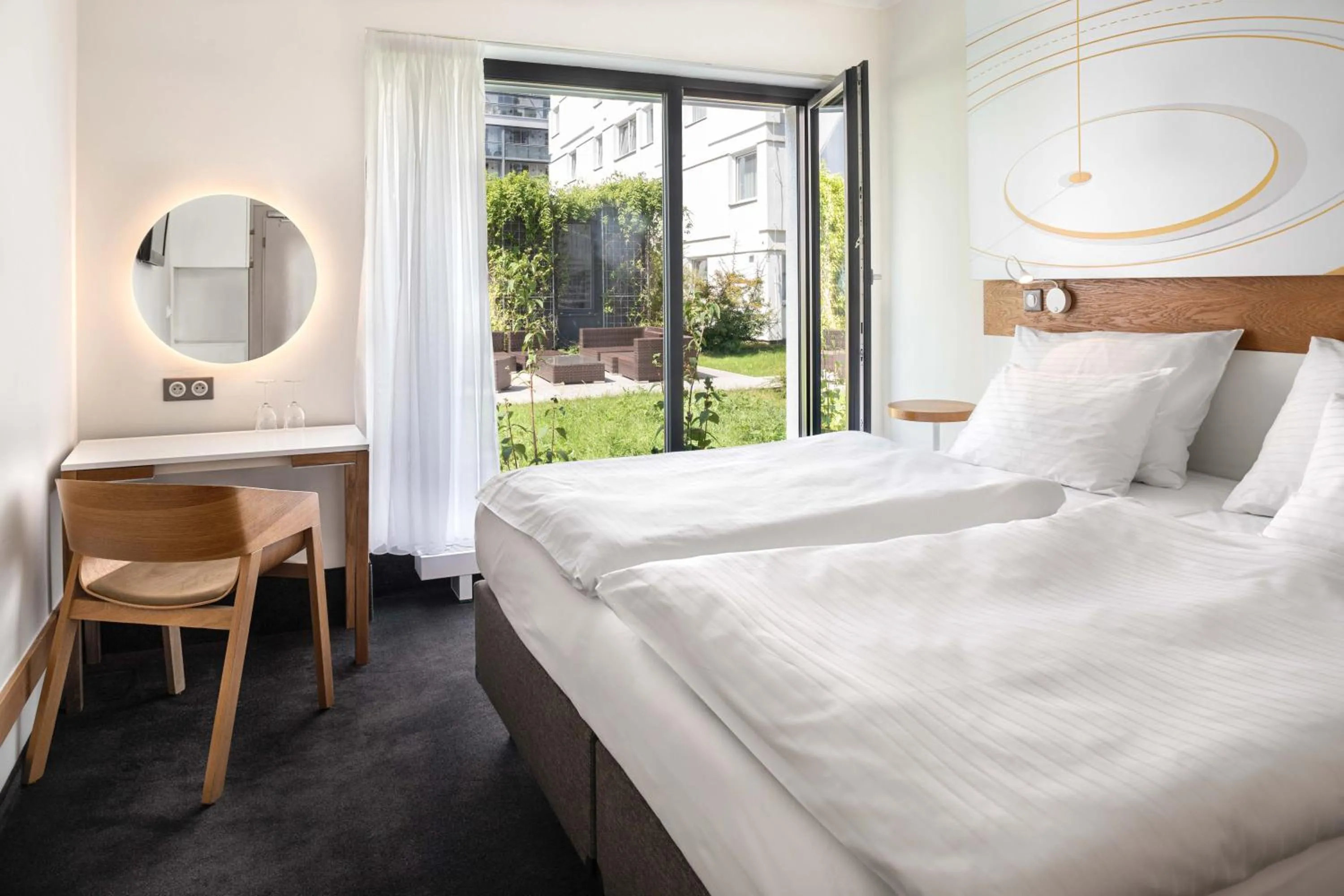 Superior Double or Twin Room with Garden in Hotel Golf Prague