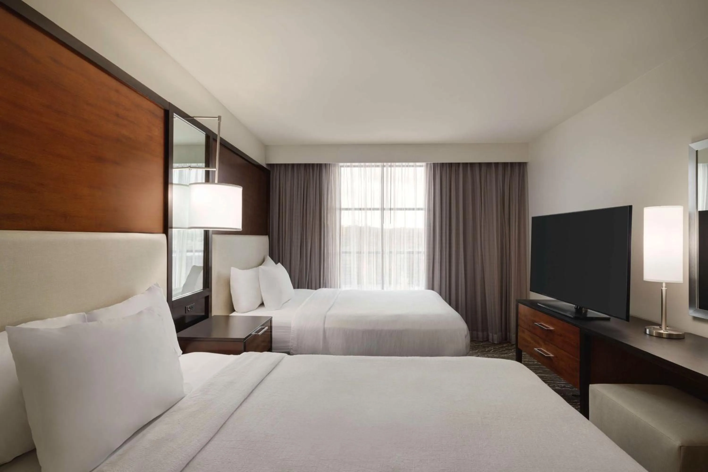 One-Bedroom Queen Suite with Two Queen Beds in Embassy Suites Chattanooga Hamilton Place
