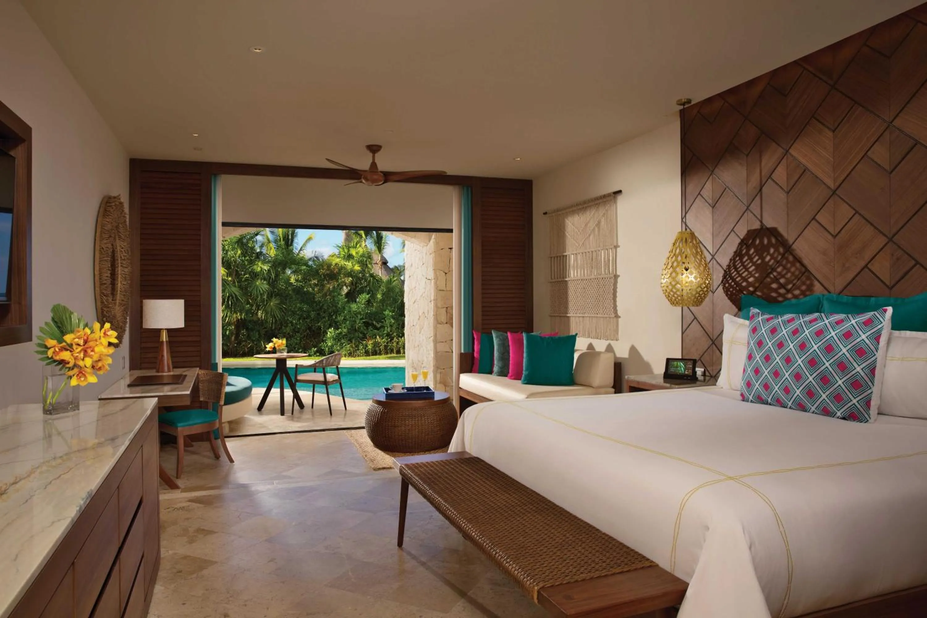 Preferred Club Junior Suite Swimout King in Secrets Maroma Beach Riviera Cancun - Adults only