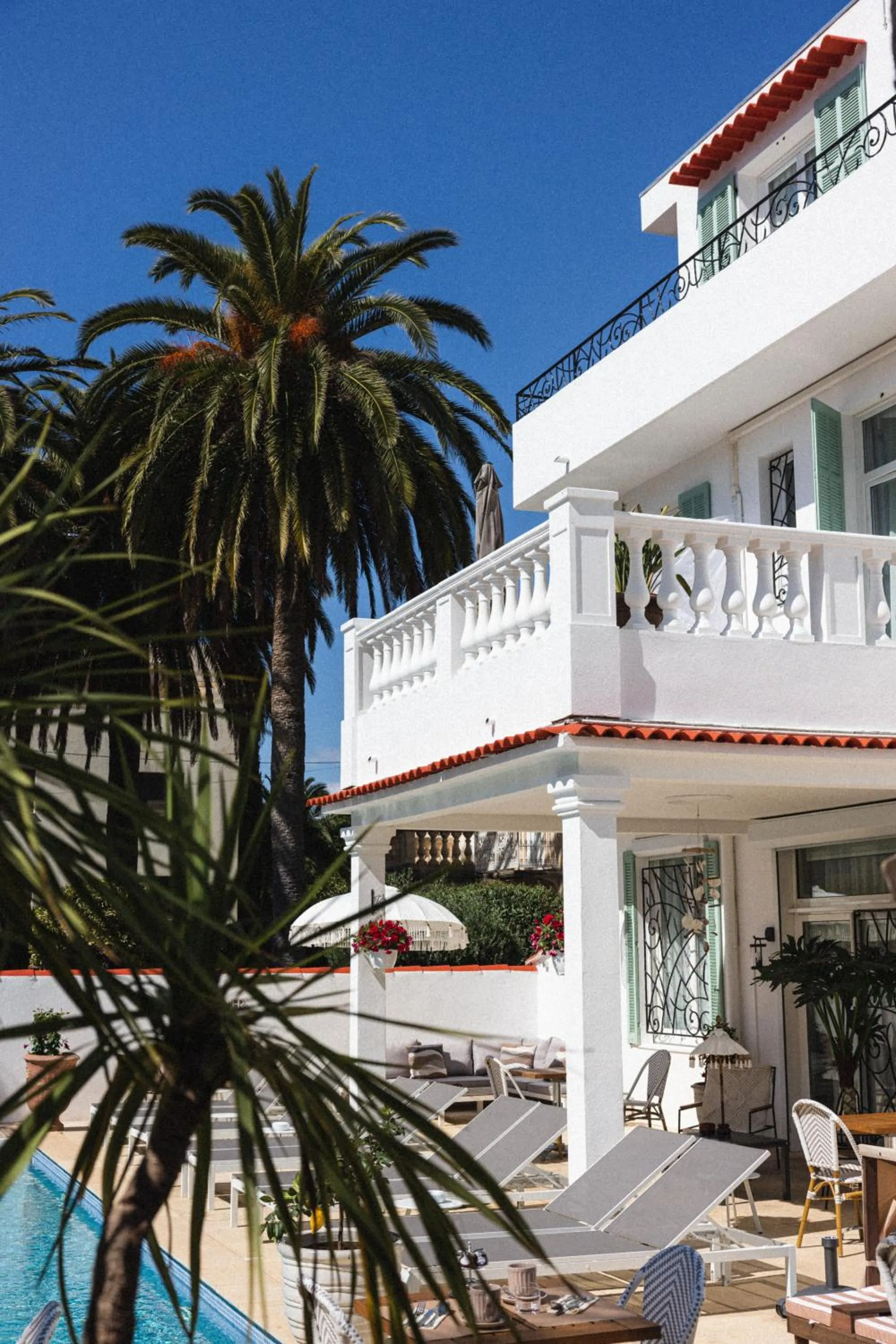 Exclusive Room - Pool View in Hôtel La Villa Juan Beach