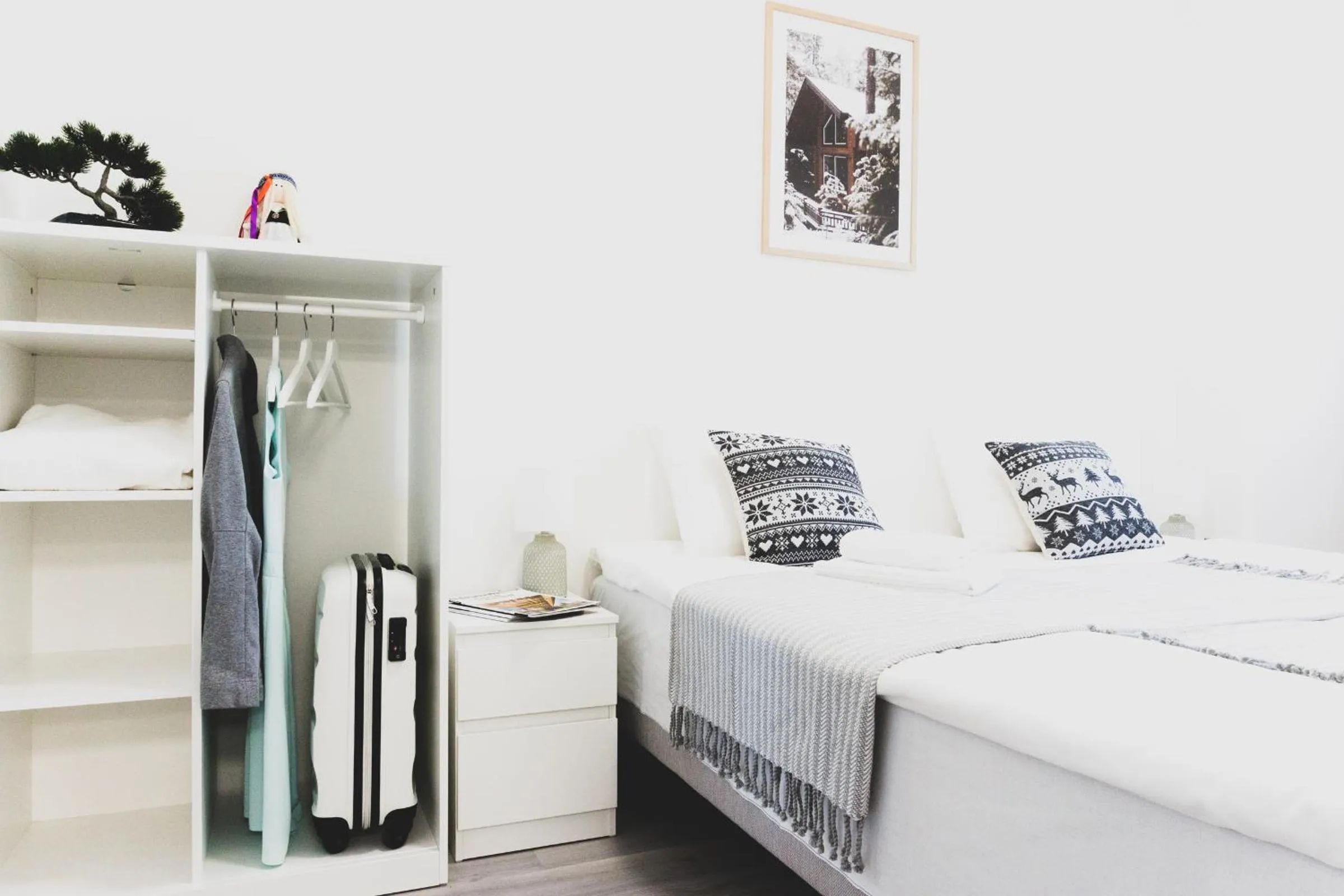 Double or Twin Room with view - Shared Bathroom in Inn Tourist Hostel