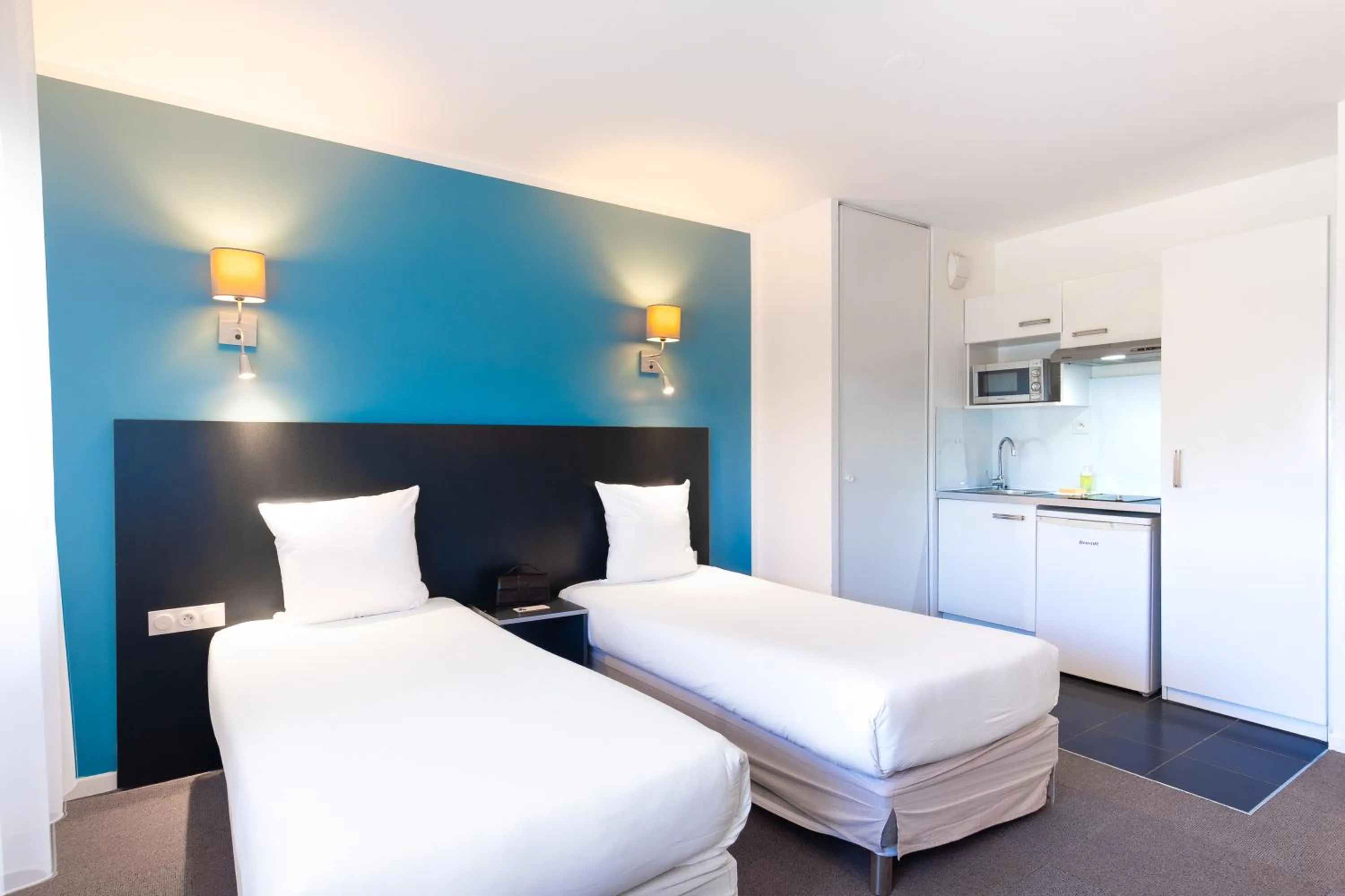 Comfort Studio Twin in All Suites Appart Hôtel - Aéroport Paris-Orly Rungis