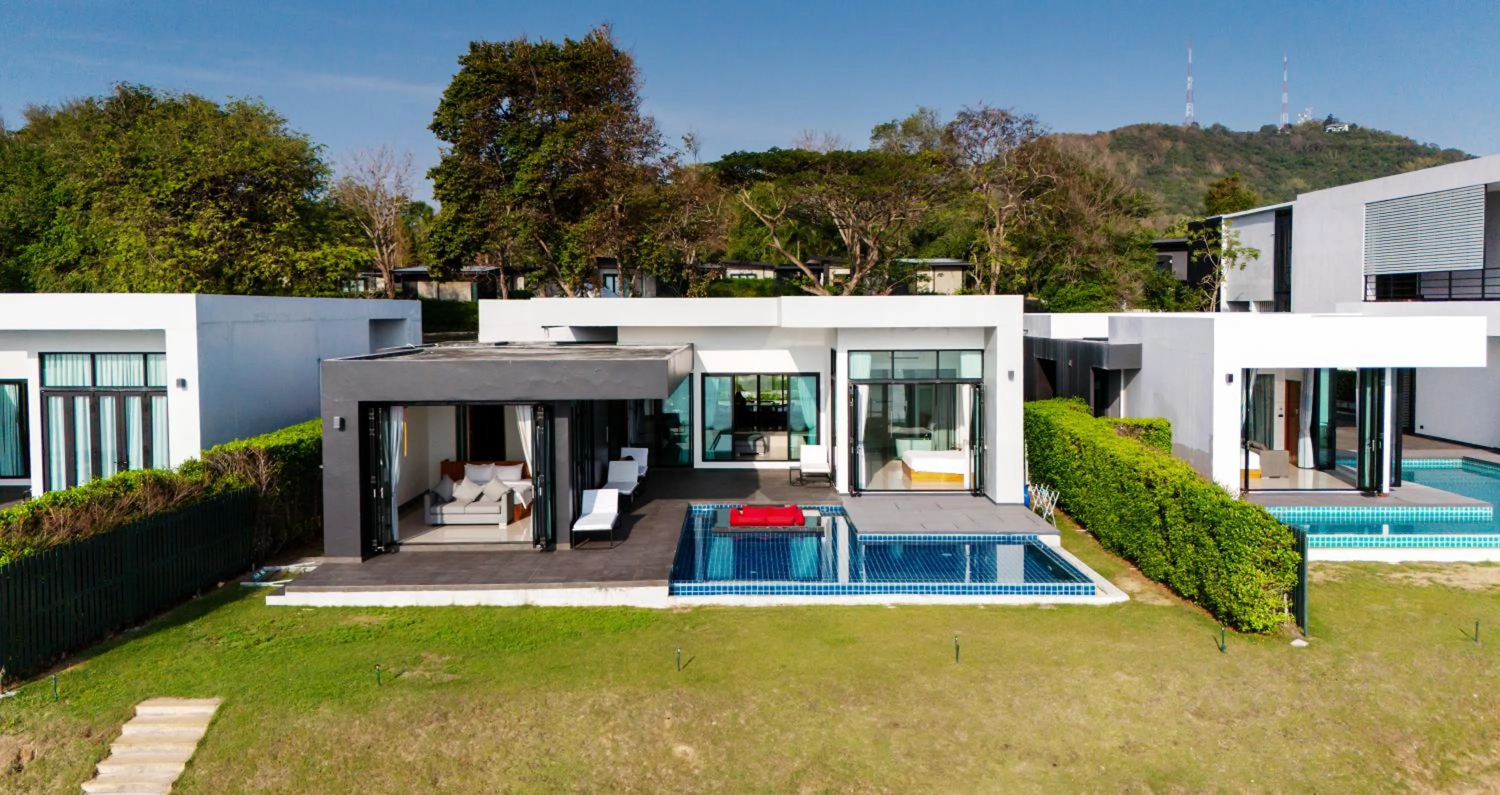 Two-Bedroom Villa with Private Pool in Sunshine Paradise Resort