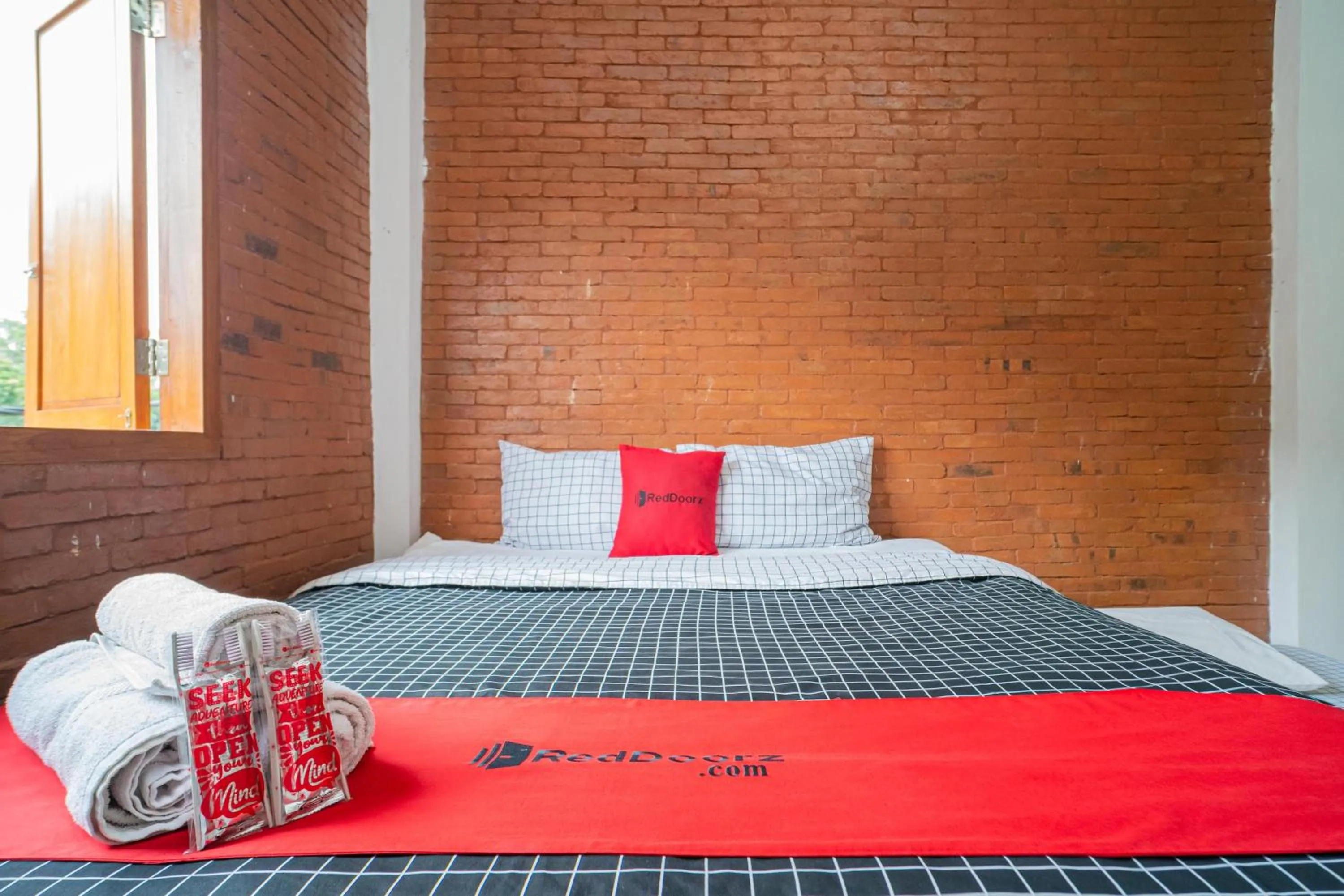 Double Room in RedDoorz syariah @ Selomangleng Kediri