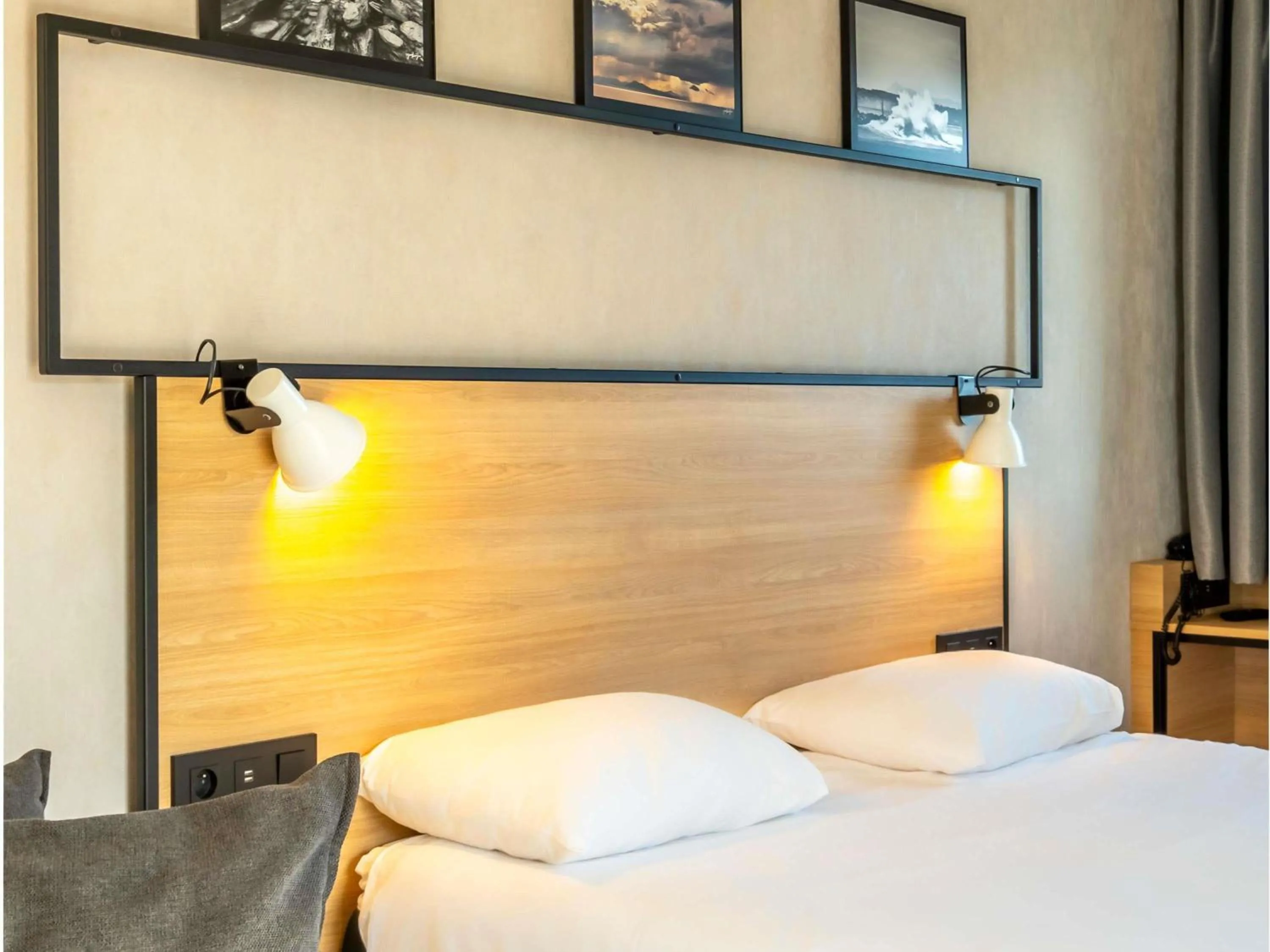 Standard Double Room in ibis Ciboure Saint-Jean-de-Luz