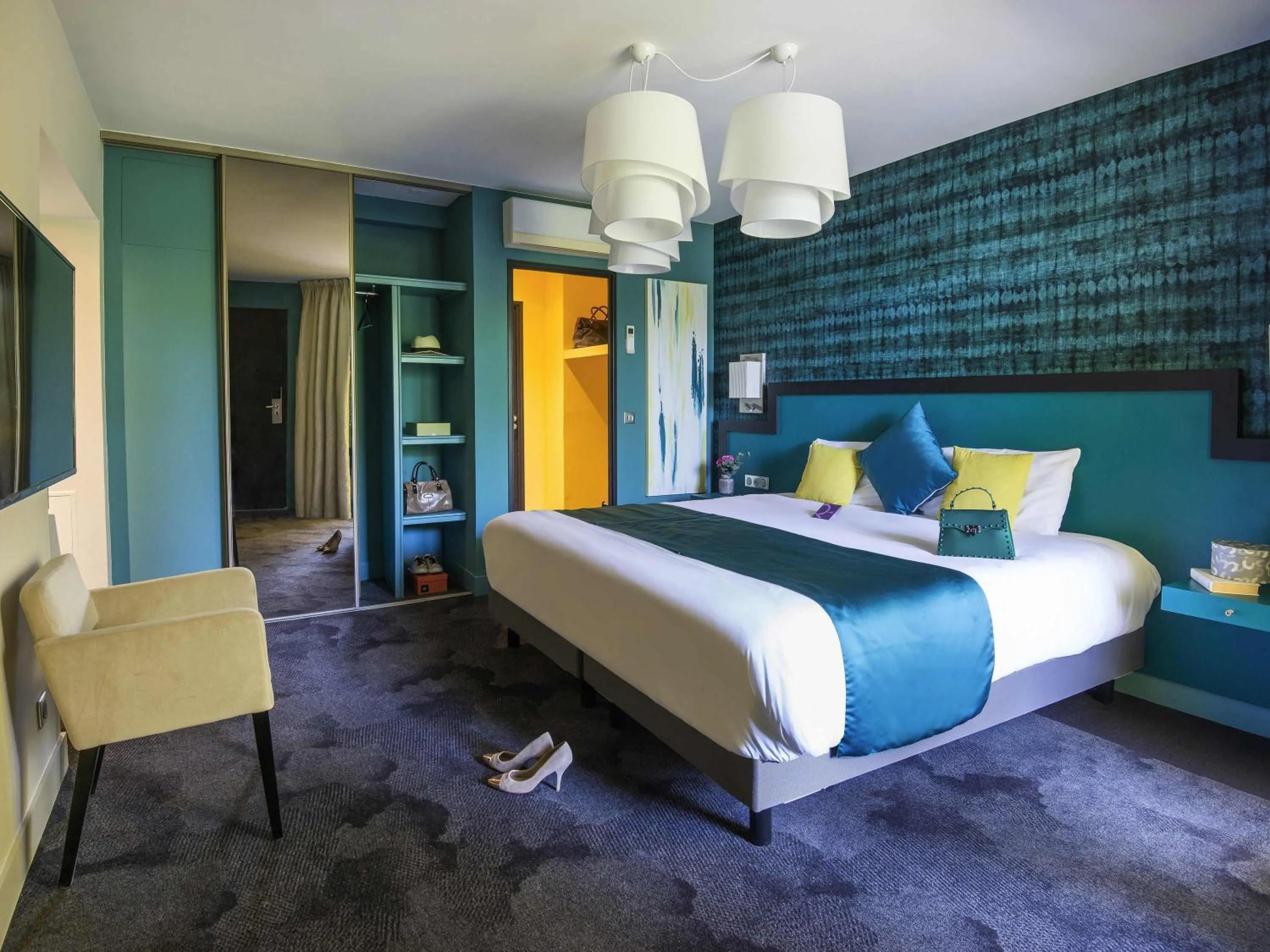 Standard King Room in Mercure Brignoles Golf de Barbaroux & Spa