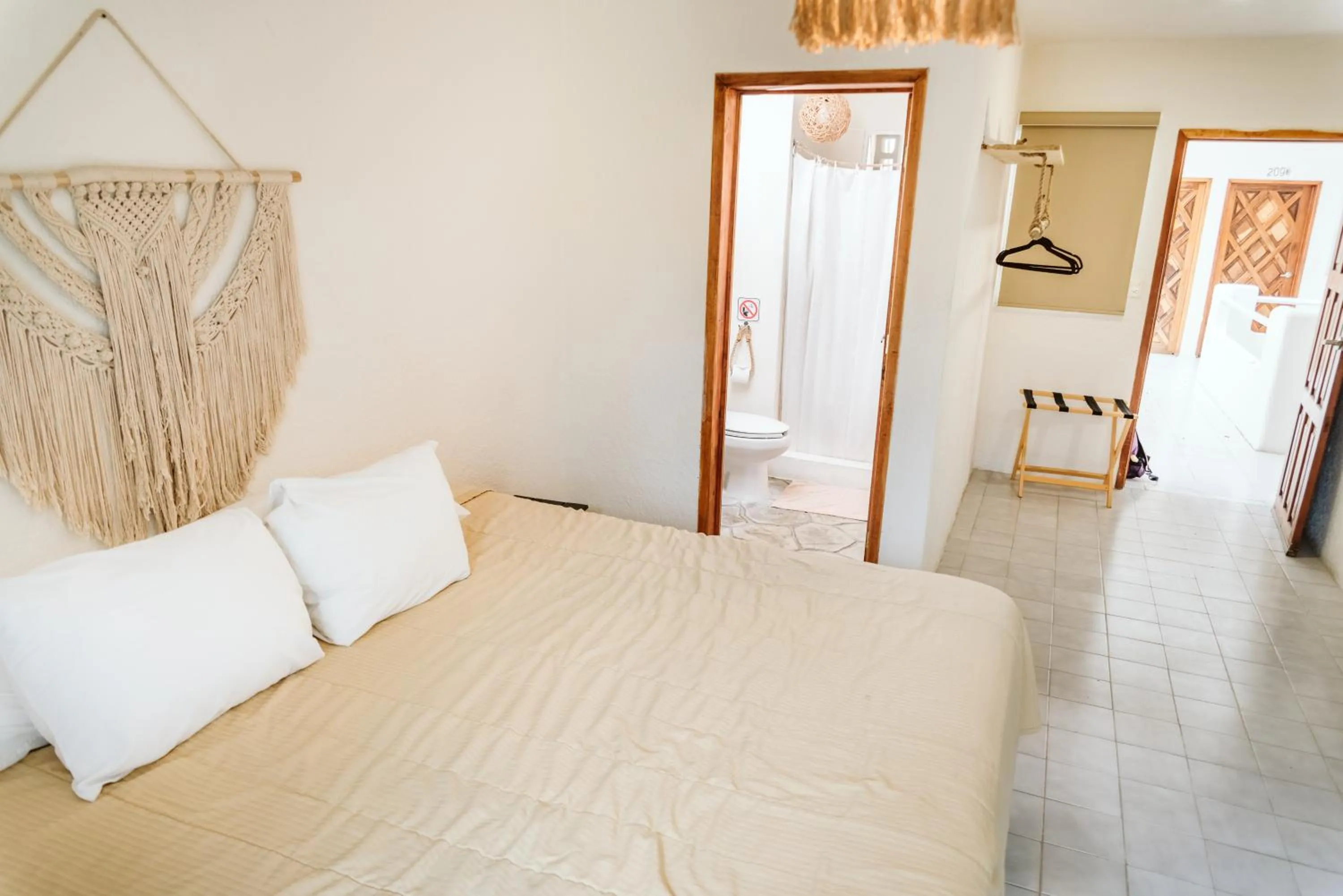 Deluxe King Room in Ahava Hotel