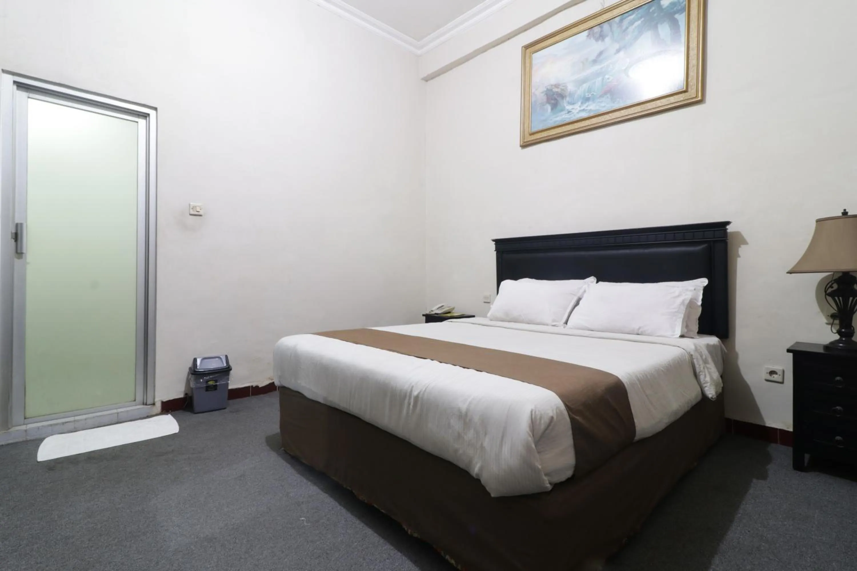 Standard Double Room in Hotel Antariksa