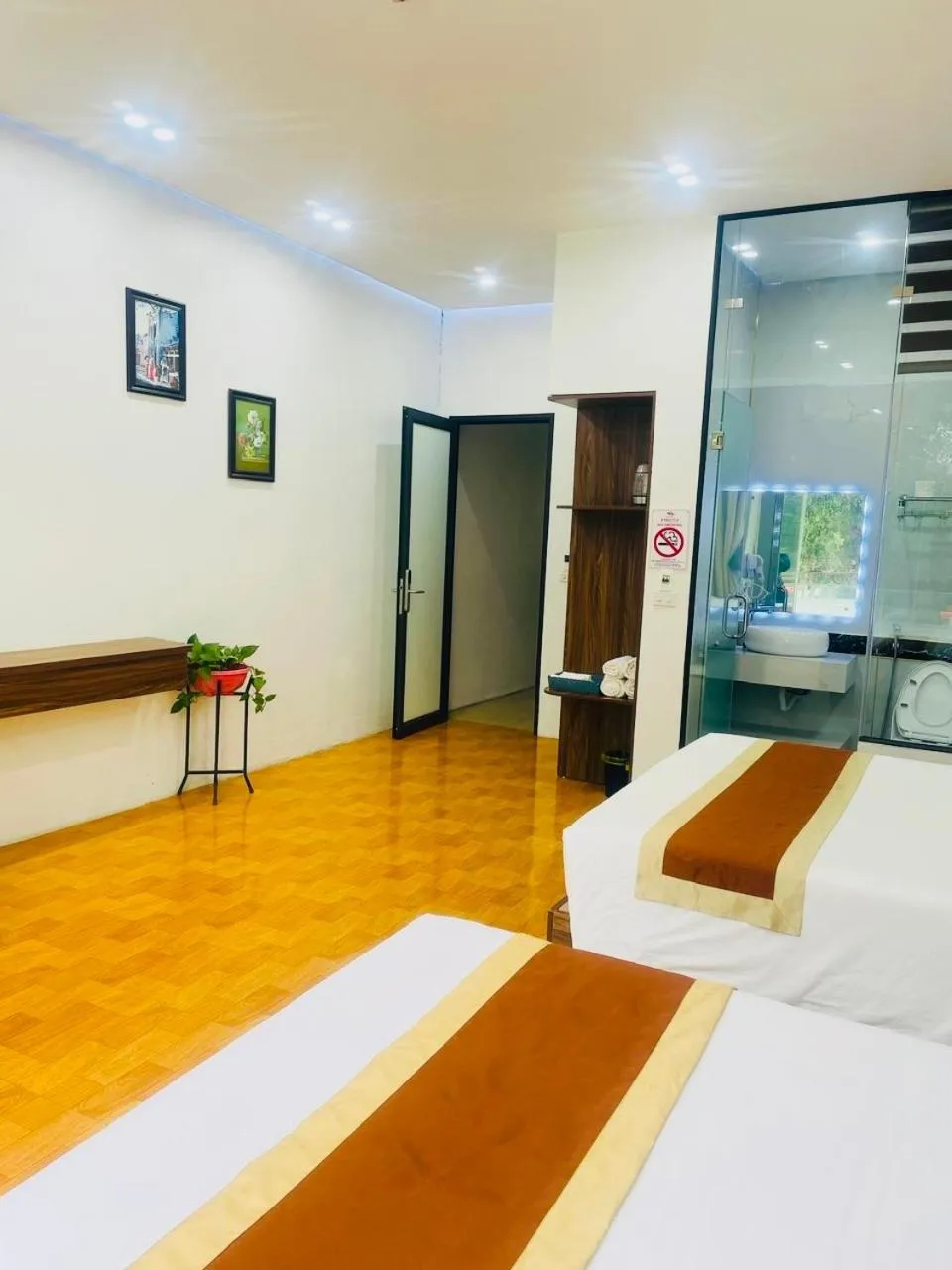 Quadruple Room with Lake View in TAM COC SUNSHINE HOTEL