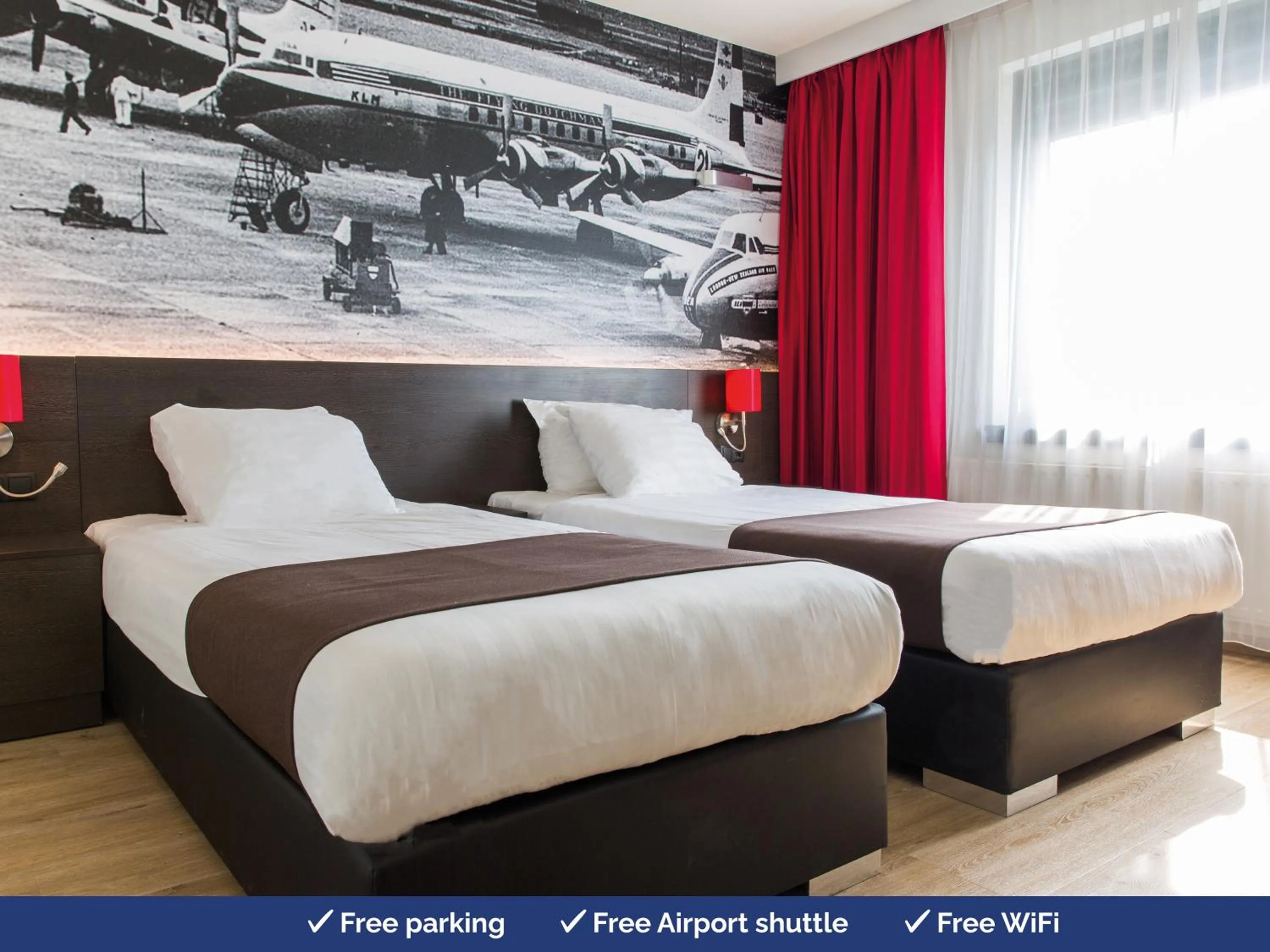 Deluxe Twin Room in Bastion Hotel Amsterdam Airport
