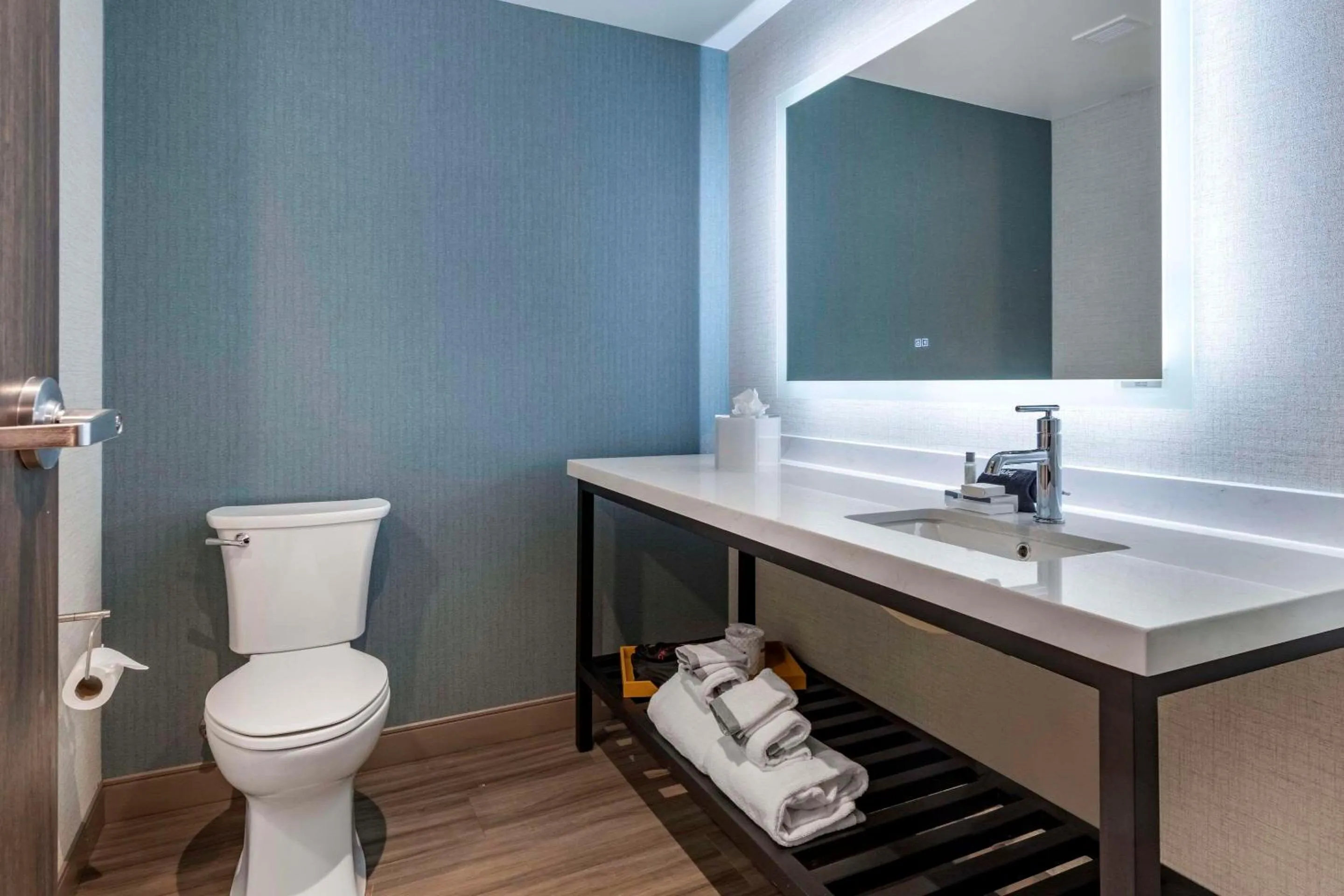 Queen Room with Two Queen Beds - Non-Smoking in Cambria Hotel Bloomington Mall of America Minneapolis Airport