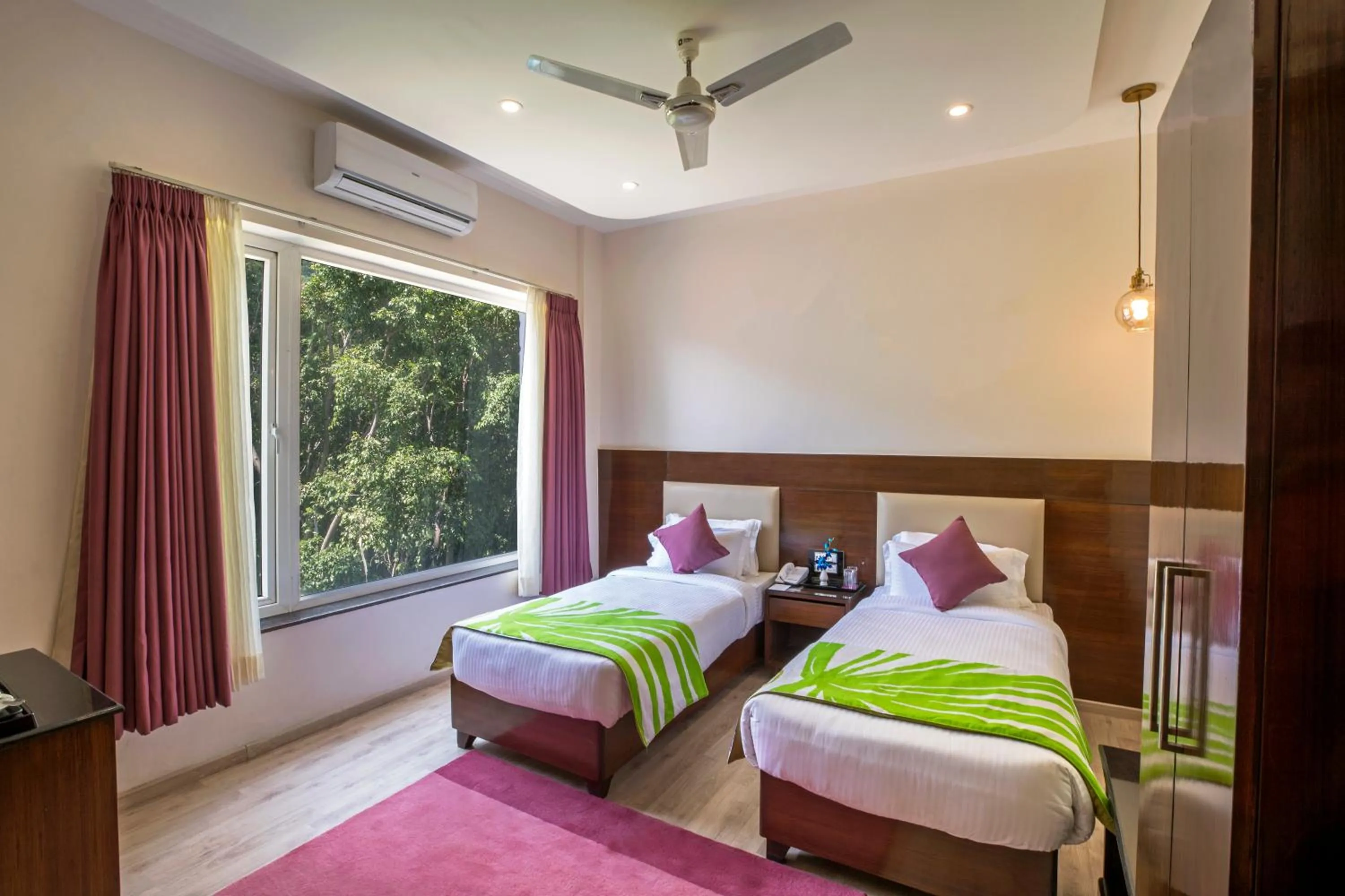 Deluxe Twin Room in Regenta Inn On The Ganges Rishikesh