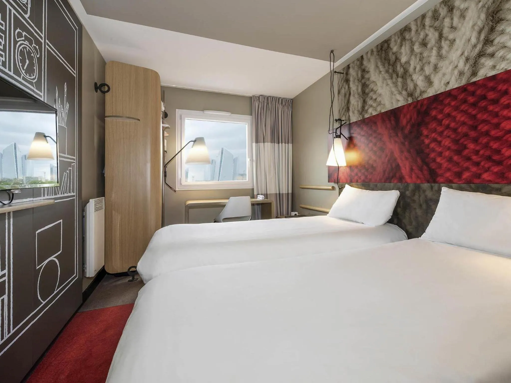 Standard Room with 2 Single Beds in ibis Nanterre La Défense