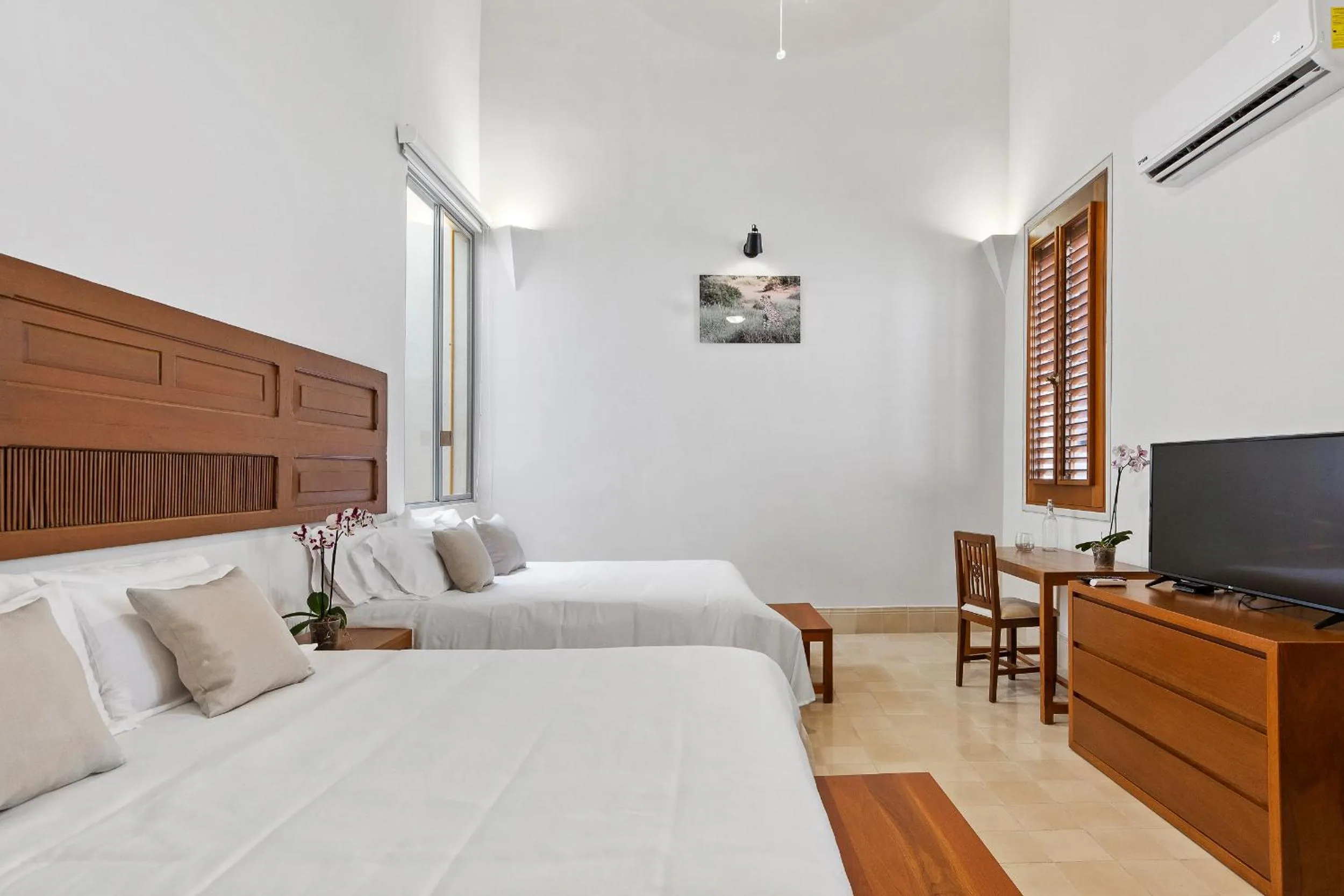 Deluxe Quadruple Room in Villa Orquídea Boutique Hotel