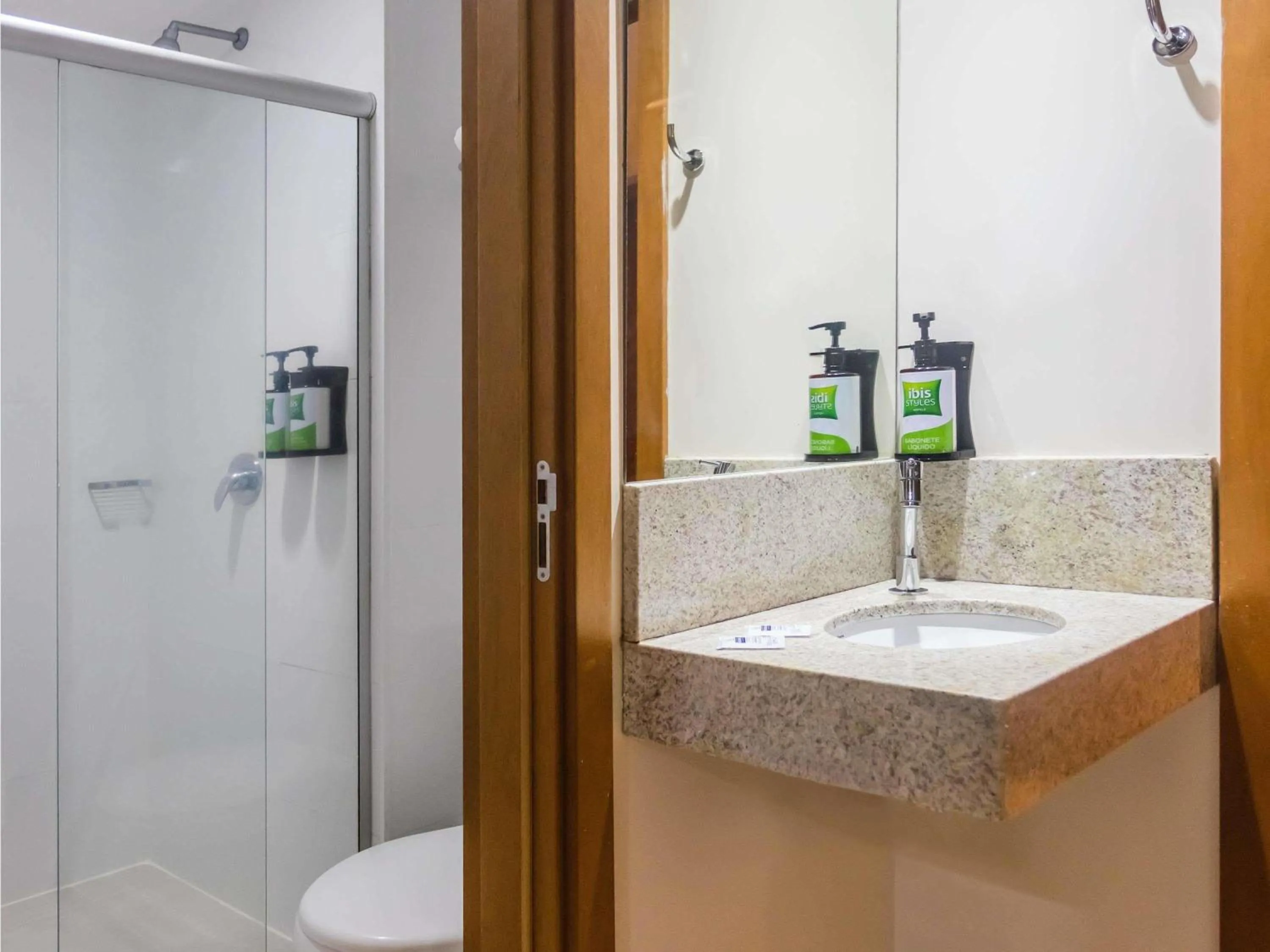 Standard Twin Room - single occupancy in Ibis Styles Belém Hangar