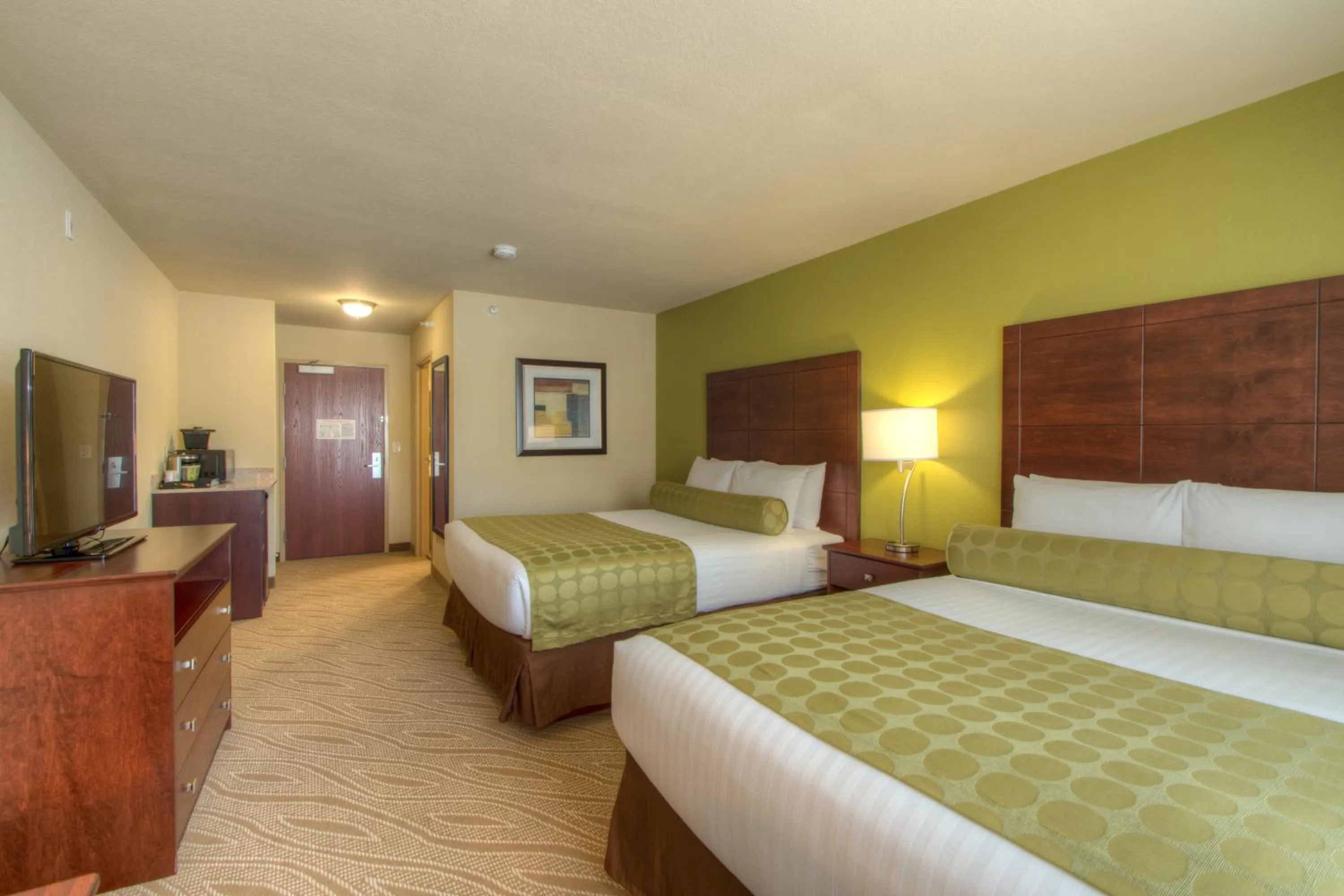 Queen Room with Two Queen Beds - Non-Smoking in Cobblestone Inn & Suites - Holyoke