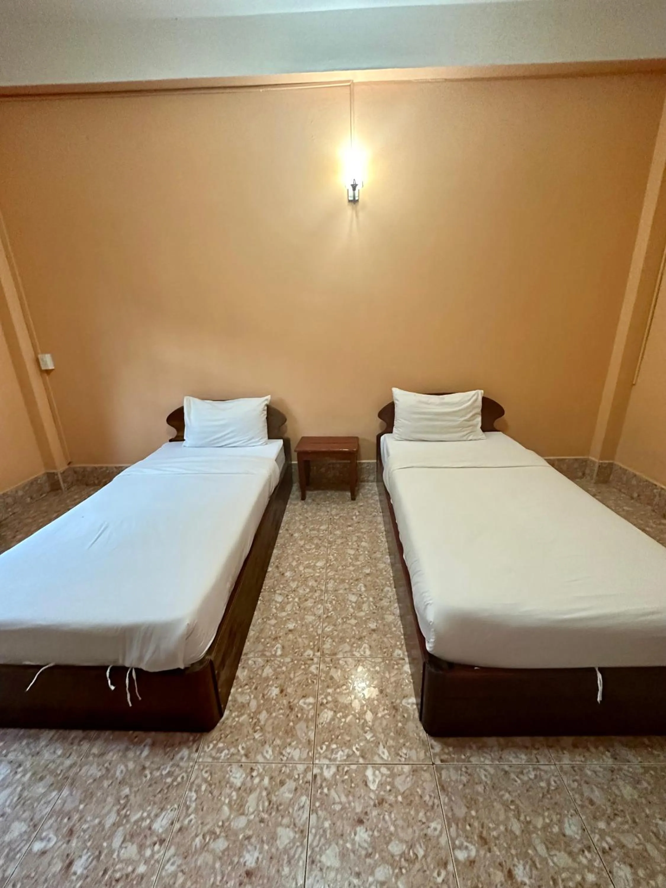 Superior Twin Room in Phaythavone Hotel