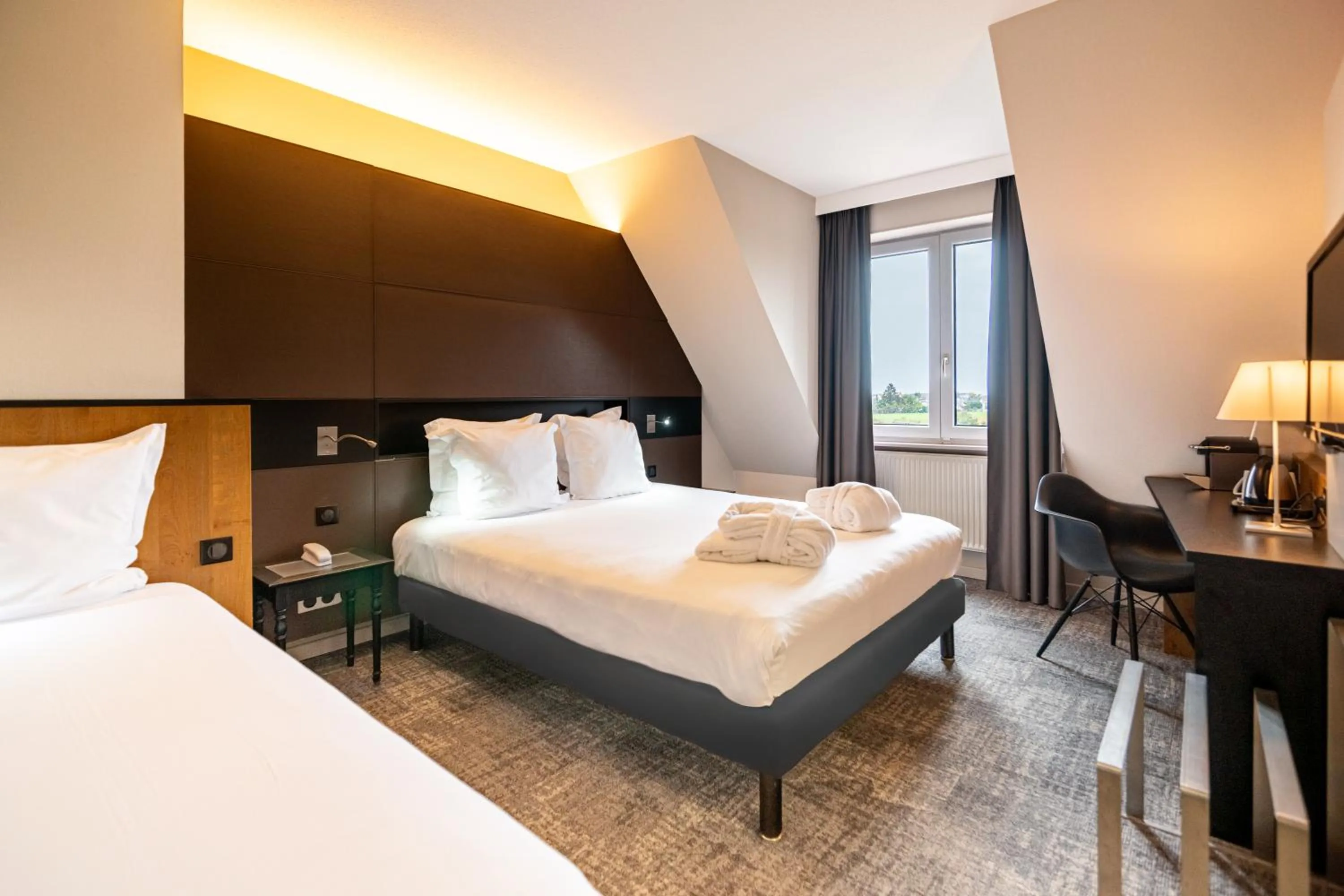 Family Room in Hotel L'Europe Colmar, BW Signature Collection