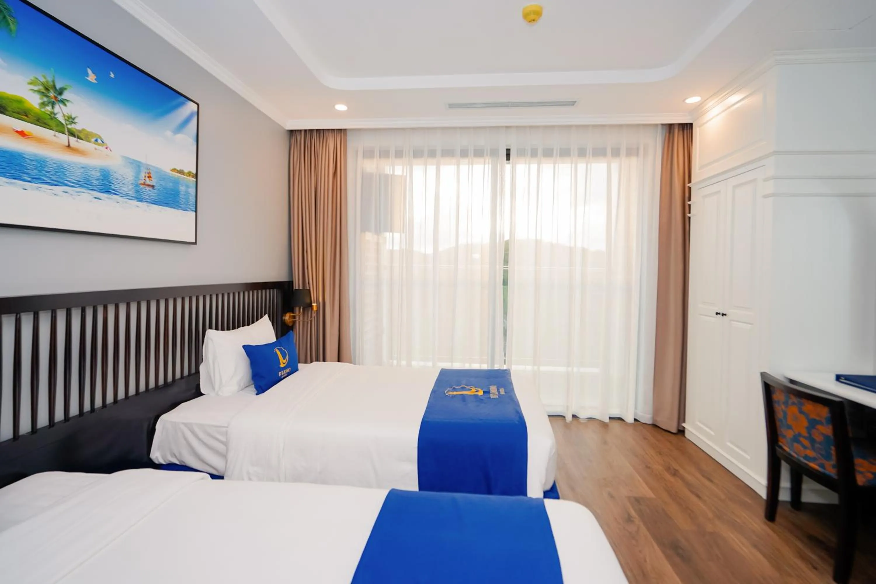 Suite with Balcony in D'Lioro Hotel & Resort