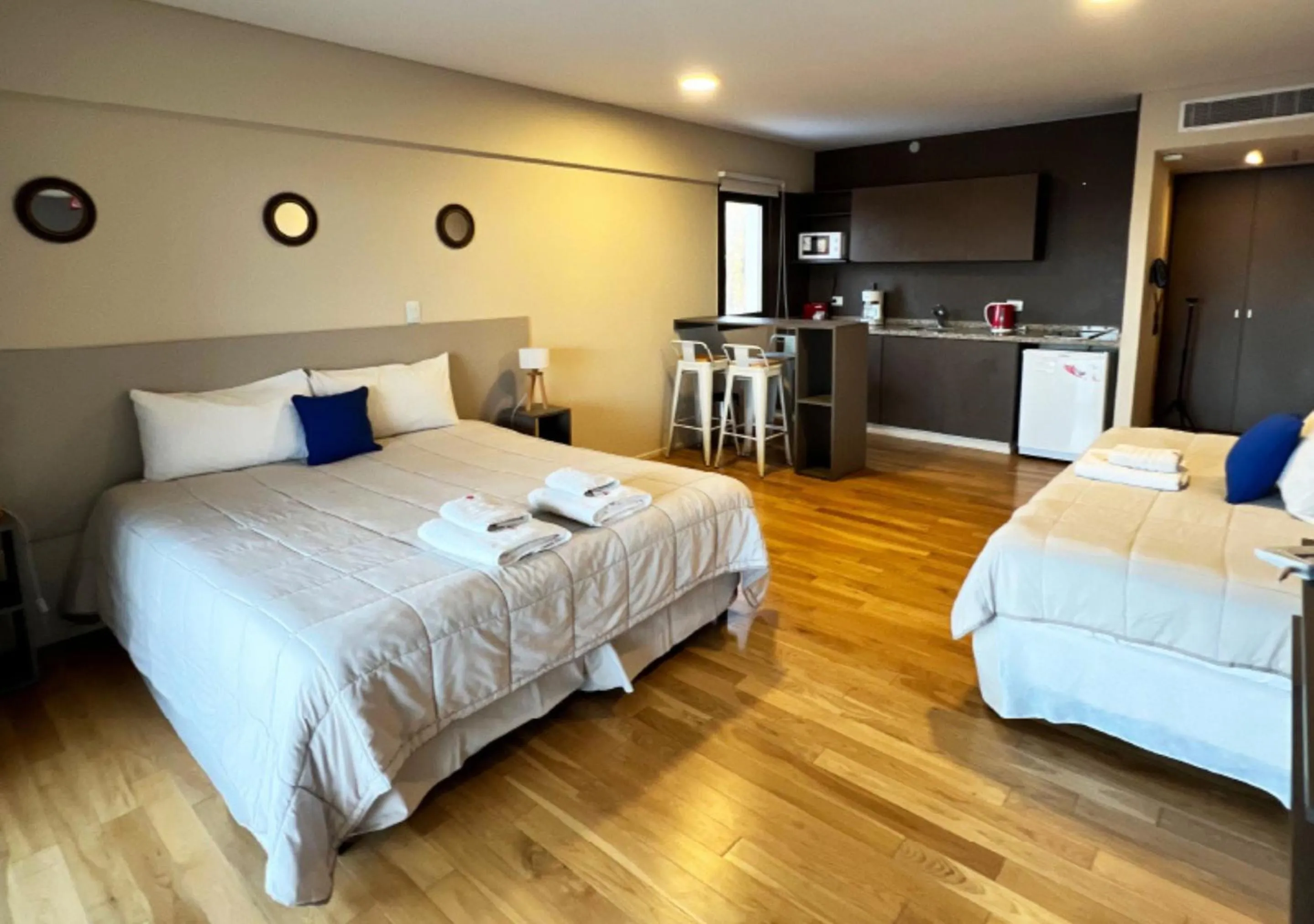 Triple Room in Apart Hotel Quijote by DOT Suites