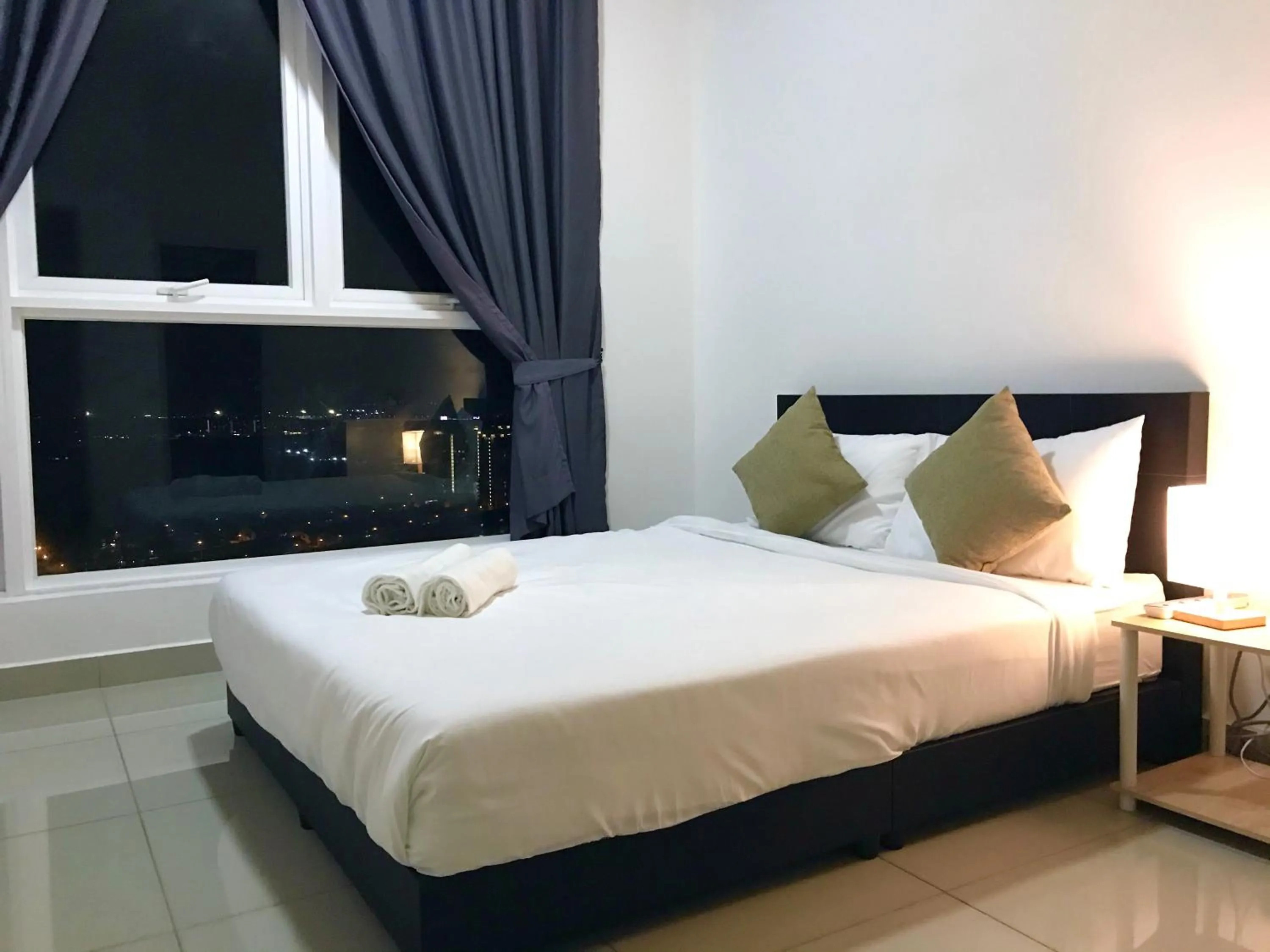 Deluxe Double Room in Fabulous Mutiara Ville Cyberjaya