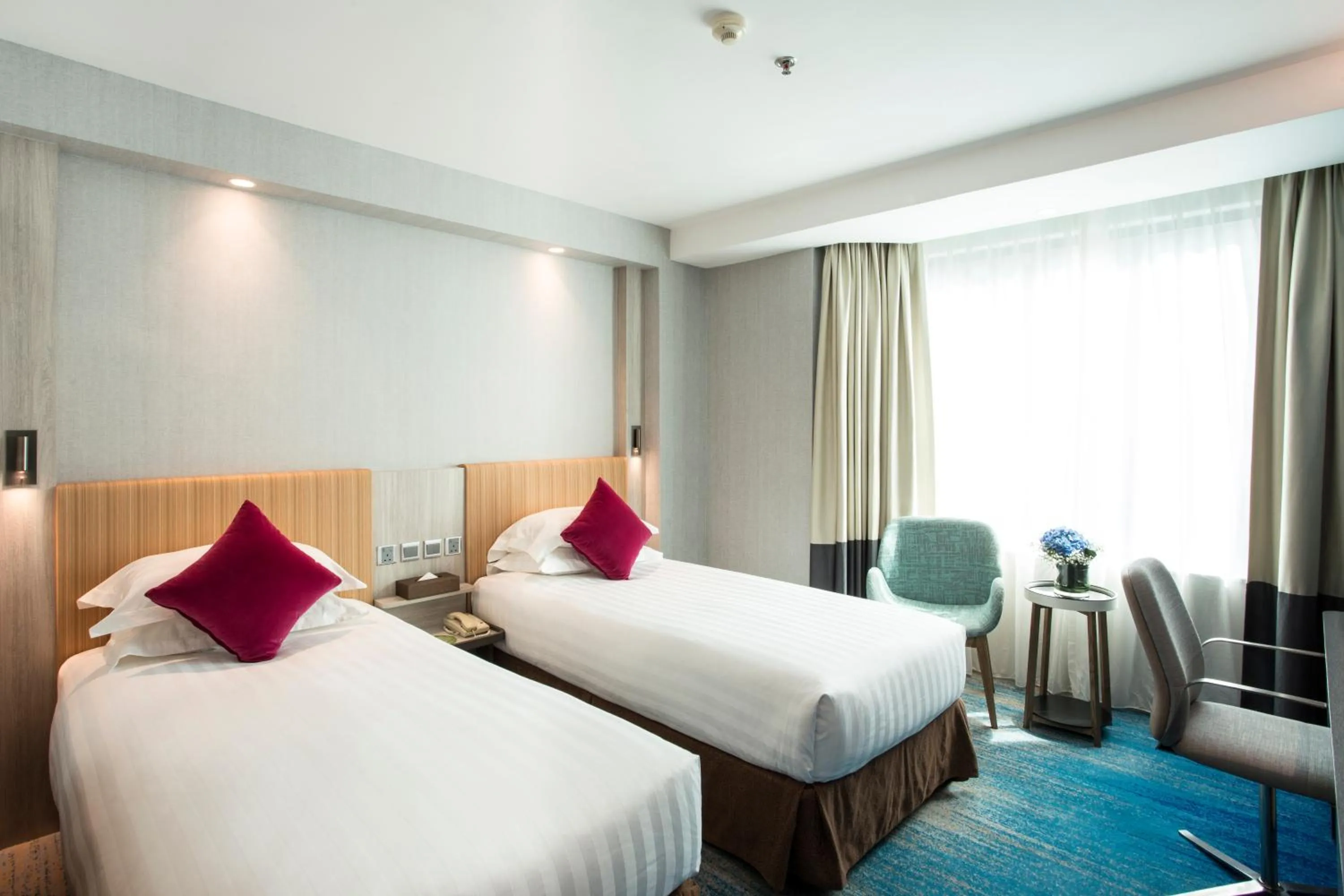 Premier Sky with Twin Beds in Wharney Hotel