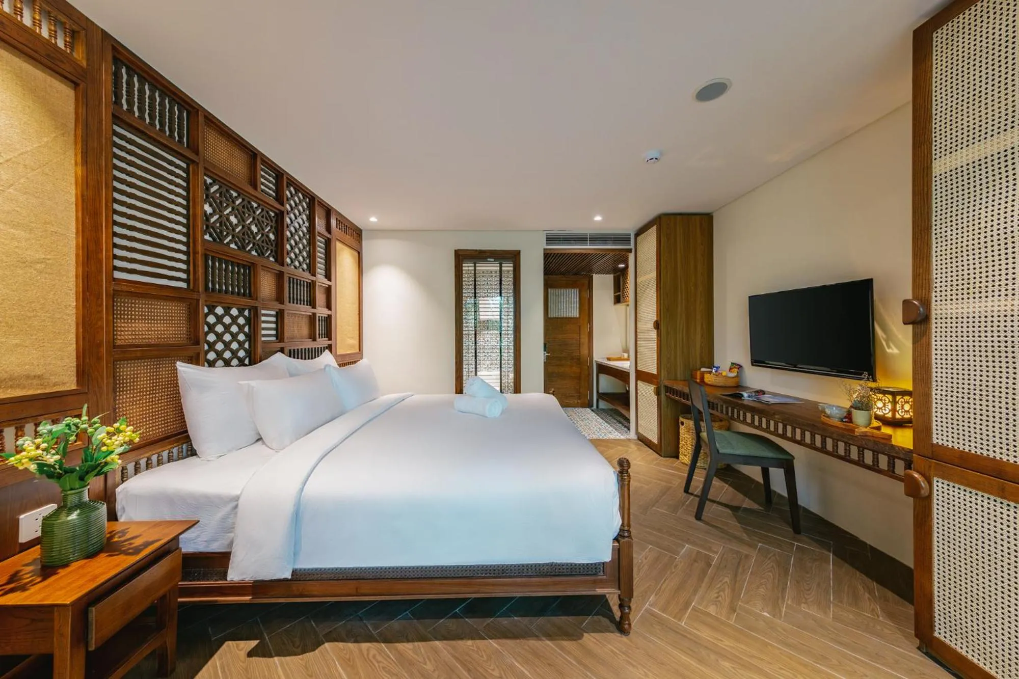 Deluxe Double Room in Minh Boutique
