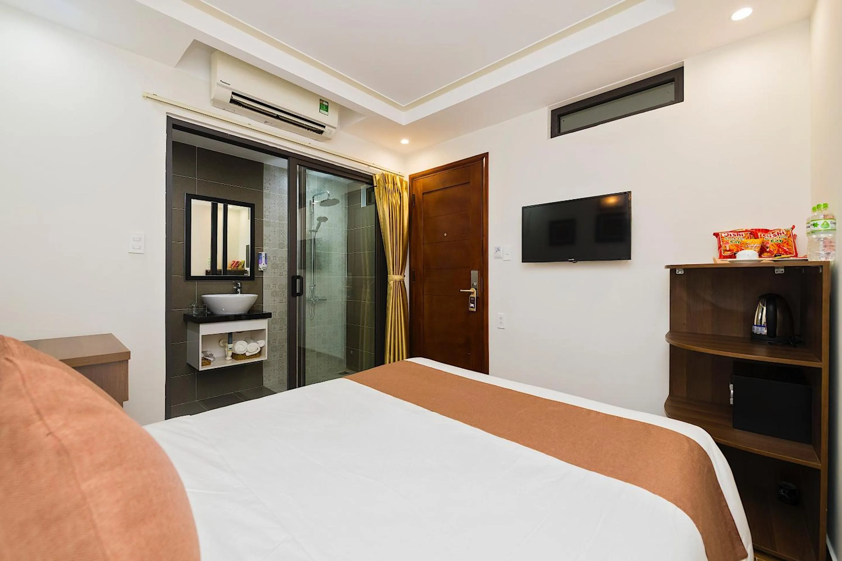 Superior Room With Window in Brother Villa Hoi An