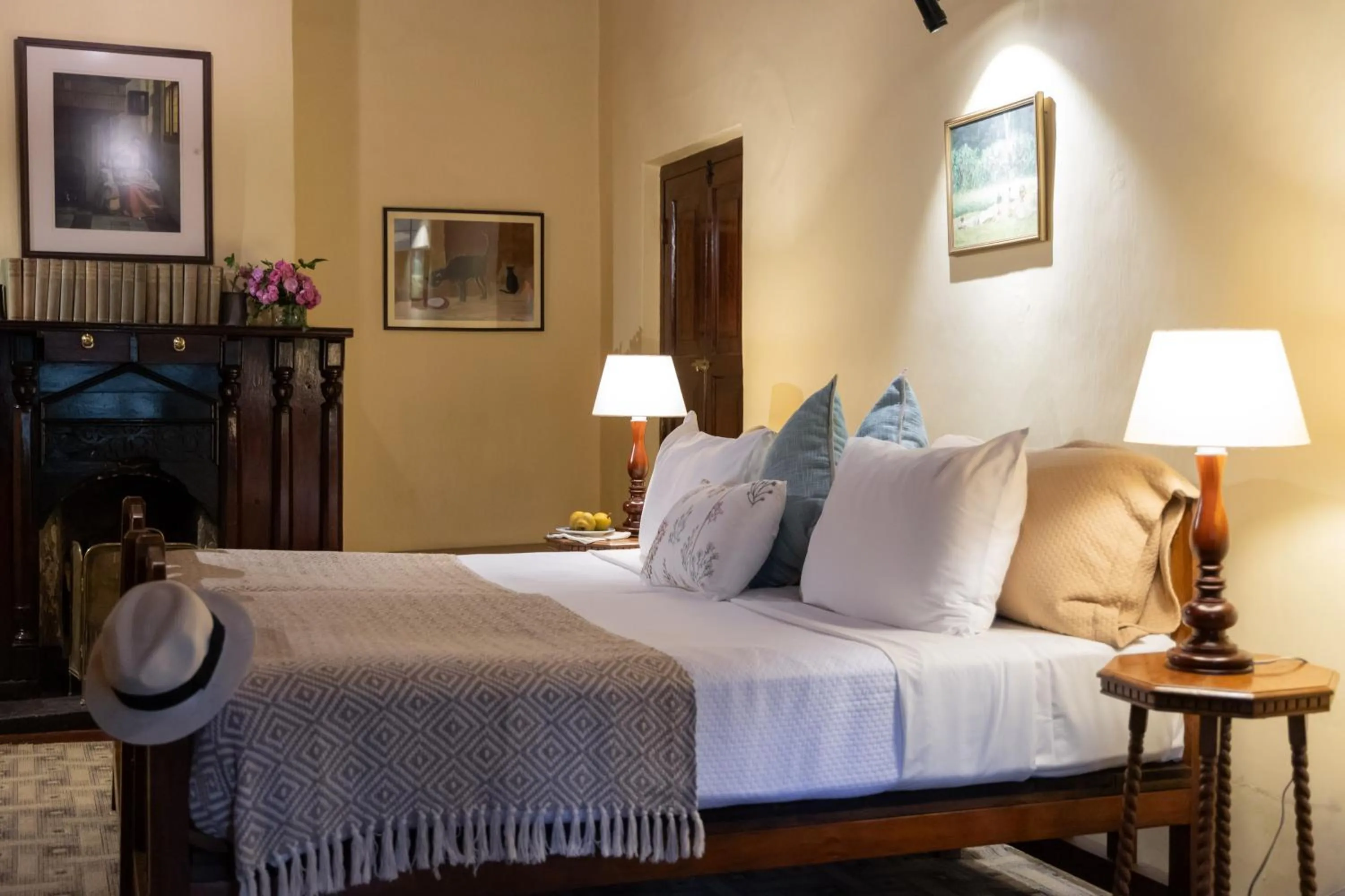 Bungalow Room with a Free Beverage in Ferncliff Bungalow