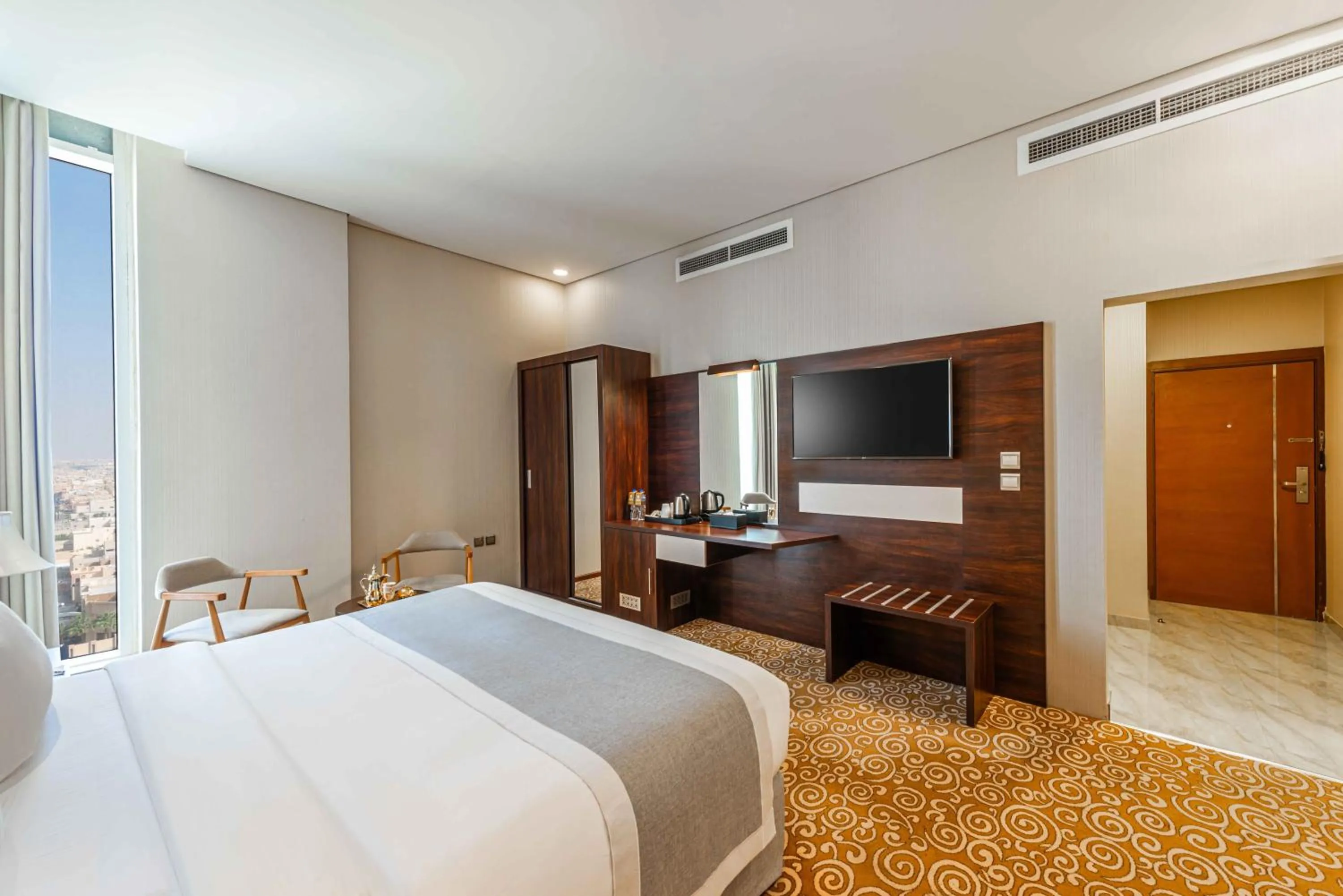 Superior King Room in Crown Rose Al Sahafa Hotel