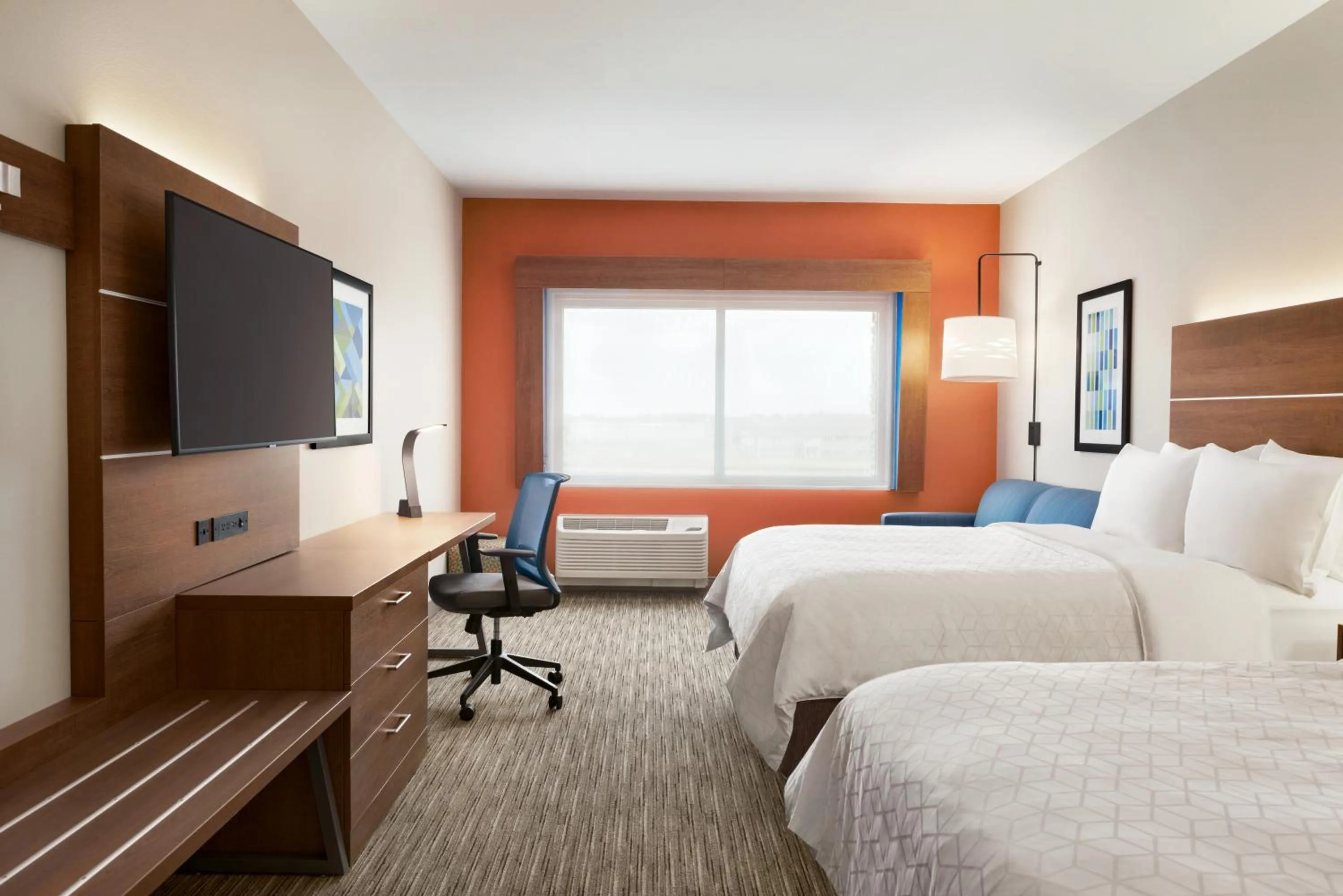 Standard Queen Room with Two Queen Beds in Holiday Inn Express & Suites - Beaver Dam by IHG