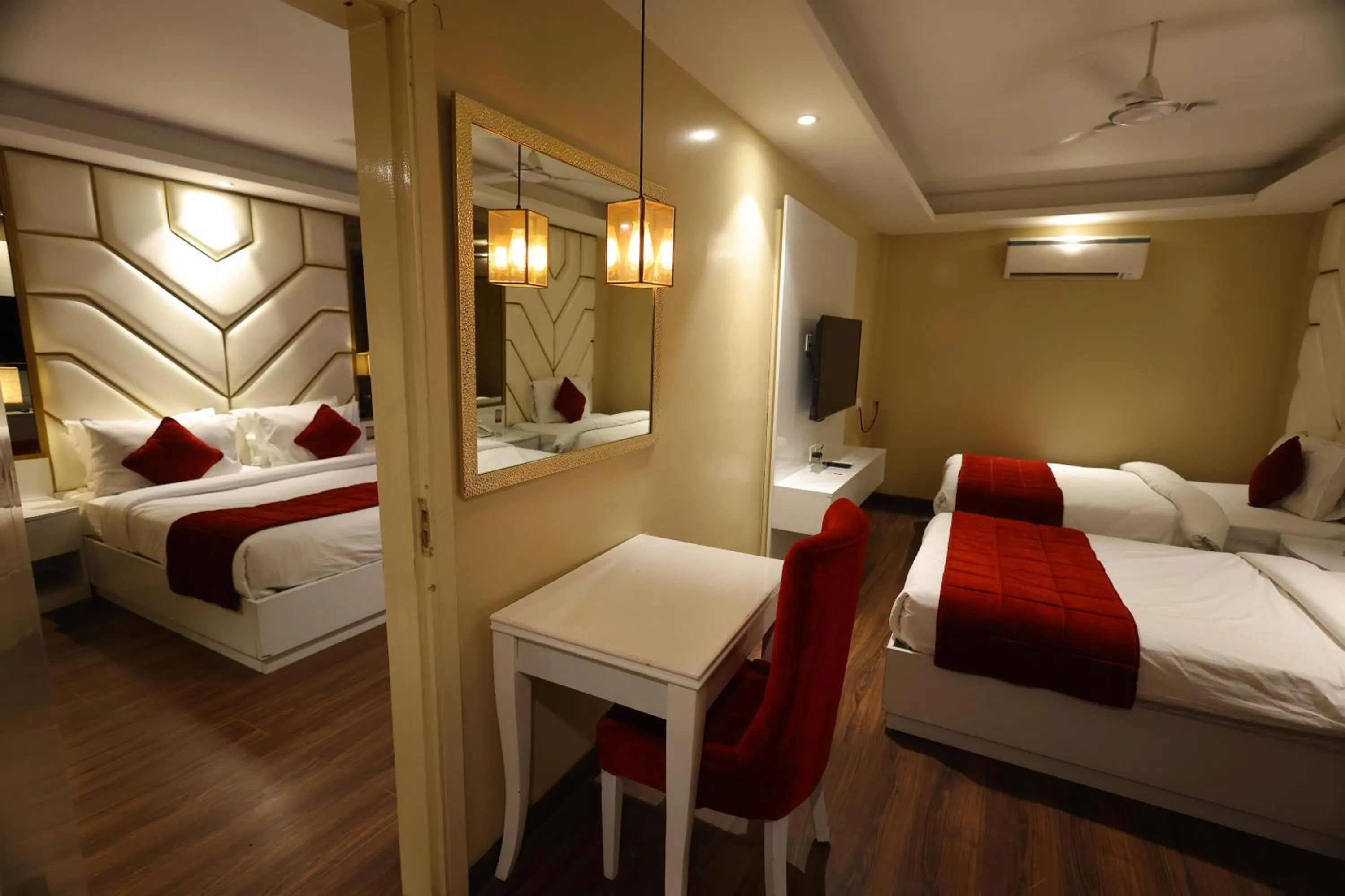 Interconnecting Family Room in Airport Hotel Ramhan Palace Mahipalpur