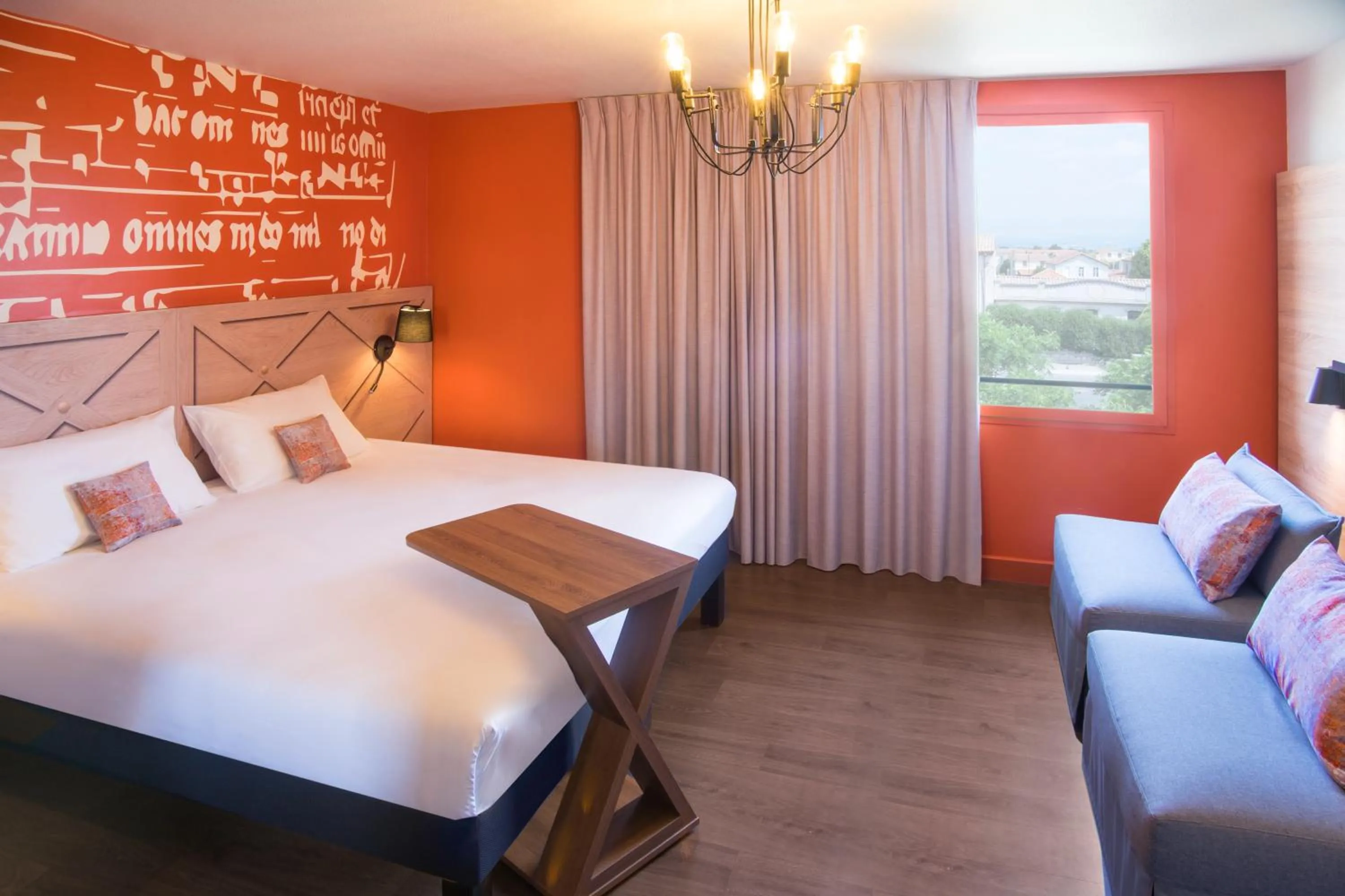 Standard Room with 1 Double Bed and Two Sofa Beds in ibis Styles Carcassonne La Cité
