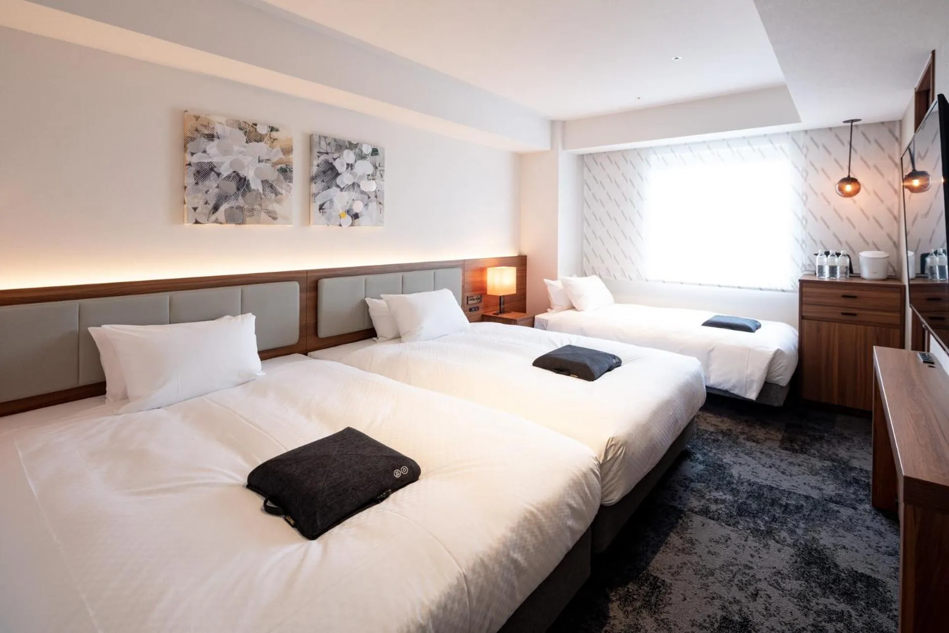 Deluxe Twin Room with Two Double Beds and Sofa Bed(3 Adult) - Non-Smoking in HOTEL FORZA HAKATAEKI CHIKUSHIGUCHI Ⅱ