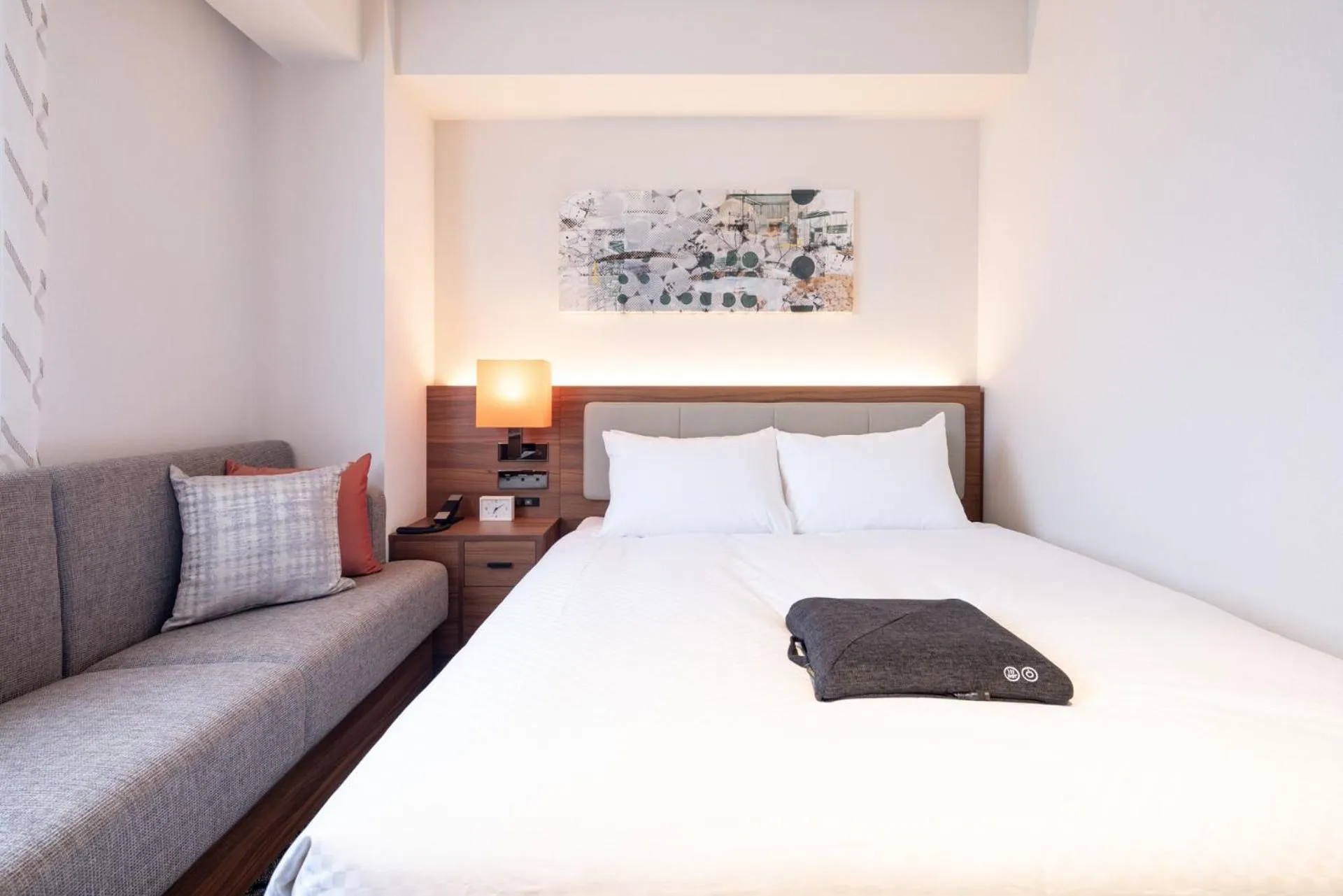 Double Room(1 Adult) - single occupancy - Non-Smoking in HOTEL FORZA HAKATAEKI CHIKUSHIGUCHI Ⅱ