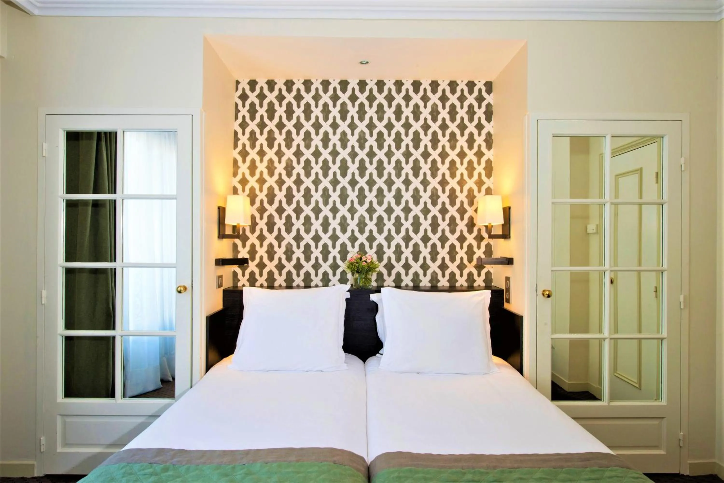 Twin Room in Hôtel Henri IV Rive Gauche