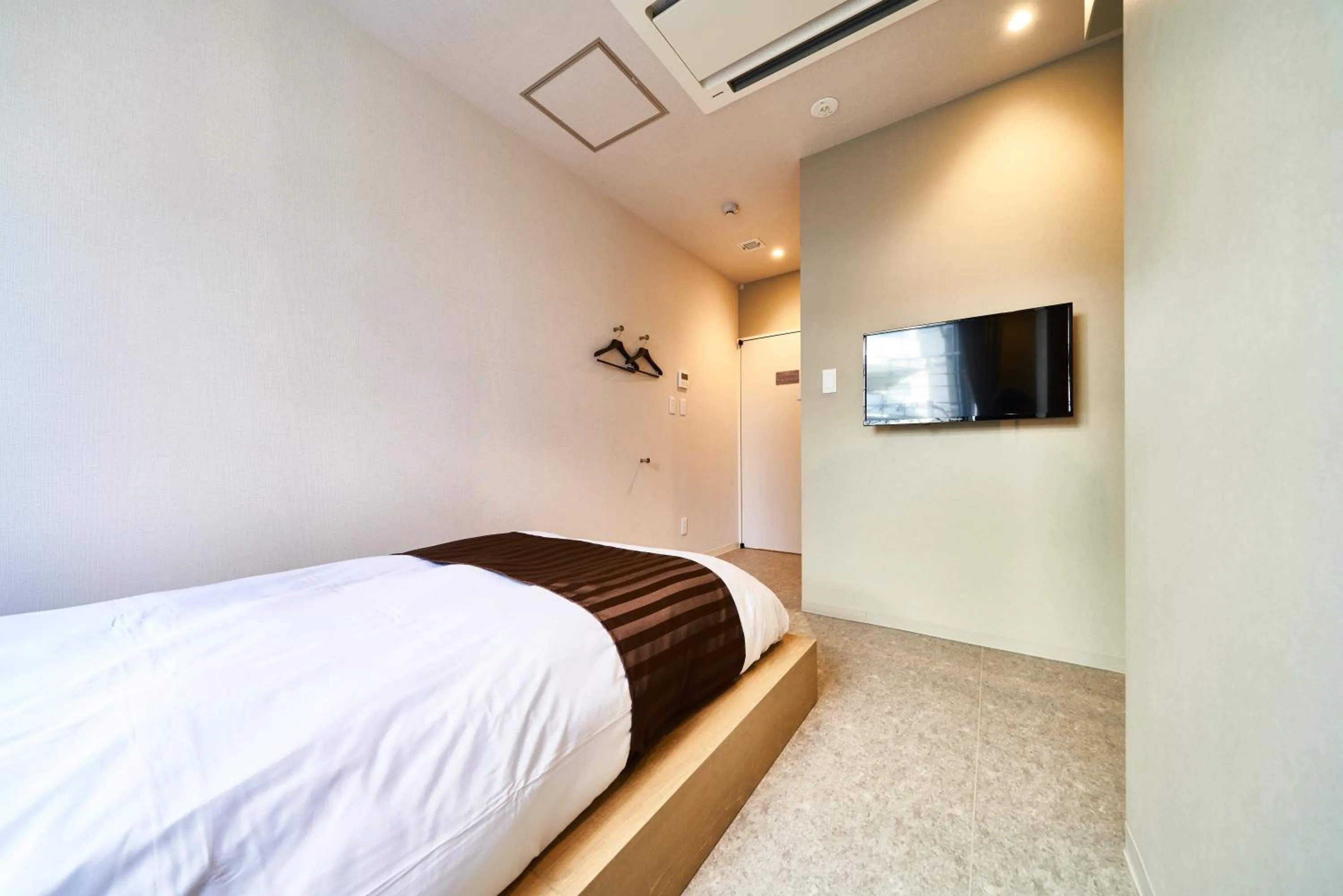 Standard Single Room with Private Bathroom in &AND HOSTEL SHINSAIBASHI EAST